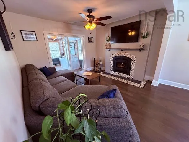 6381 Highway 3, Jordan Falls Ns B0t 1j0, 3 Bedrooms Bedrooms, ,2 BathroomsBathrooms,Residential,For Sale,Highway 3,202502855