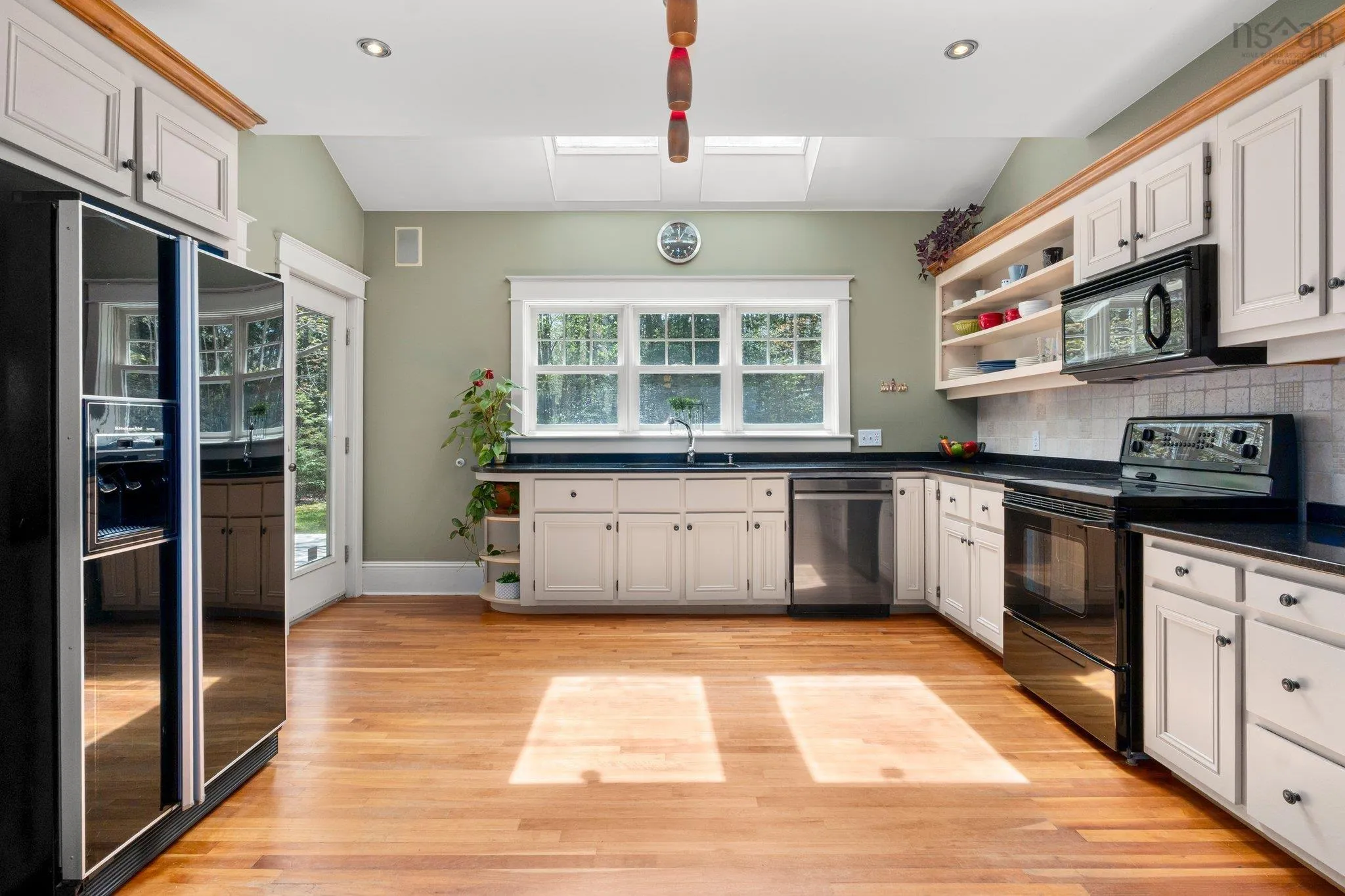 20 Oakley Avenue, Halifax, NS B3M 3G5, 5 Bedrooms Bedrooms, ,3 BathroomsBathrooms,Residential,For Sale,Oakley,202511746