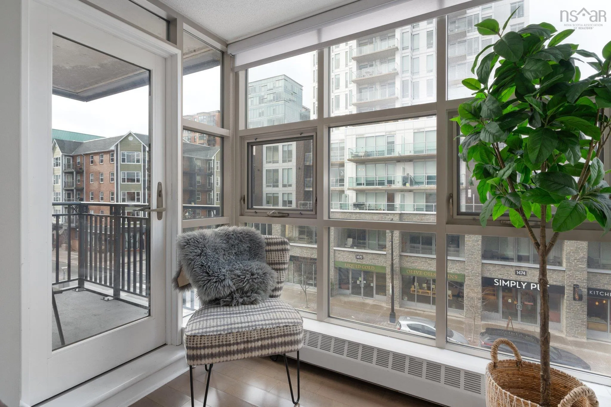 427-1477 Lower Water Street, Halifax Ns B3j 3z4, 2 Bedrooms Bedrooms, ,2 BathroomsBathrooms,Residential,For Sale,Lower Water,202500520