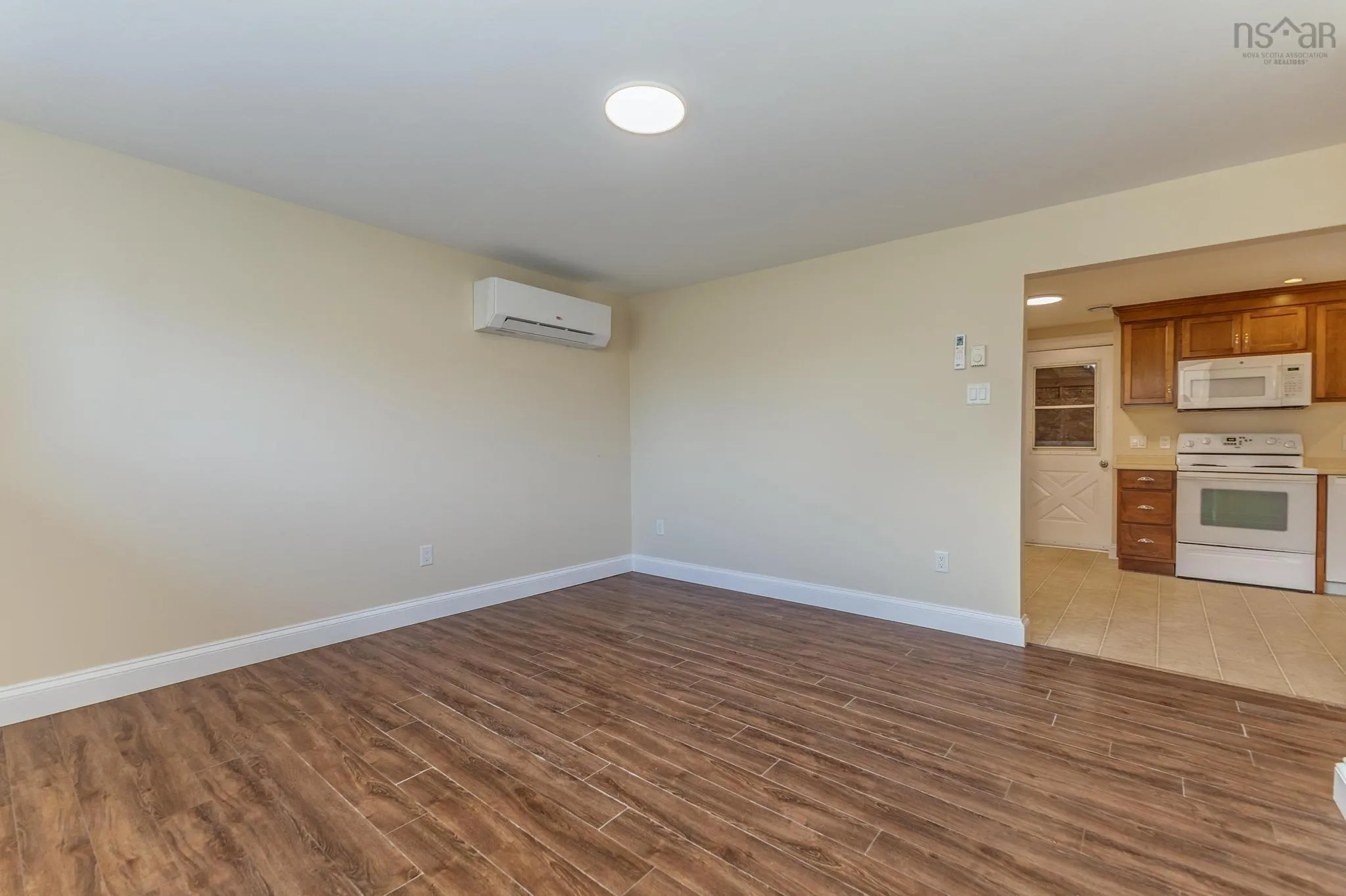 408 Pictou Road, Truro, NS B2N 2T7, 6 Bedrooms Bedrooms, ,4 BathroomsBathrooms,Residential,For Sale,Pictou,202518542