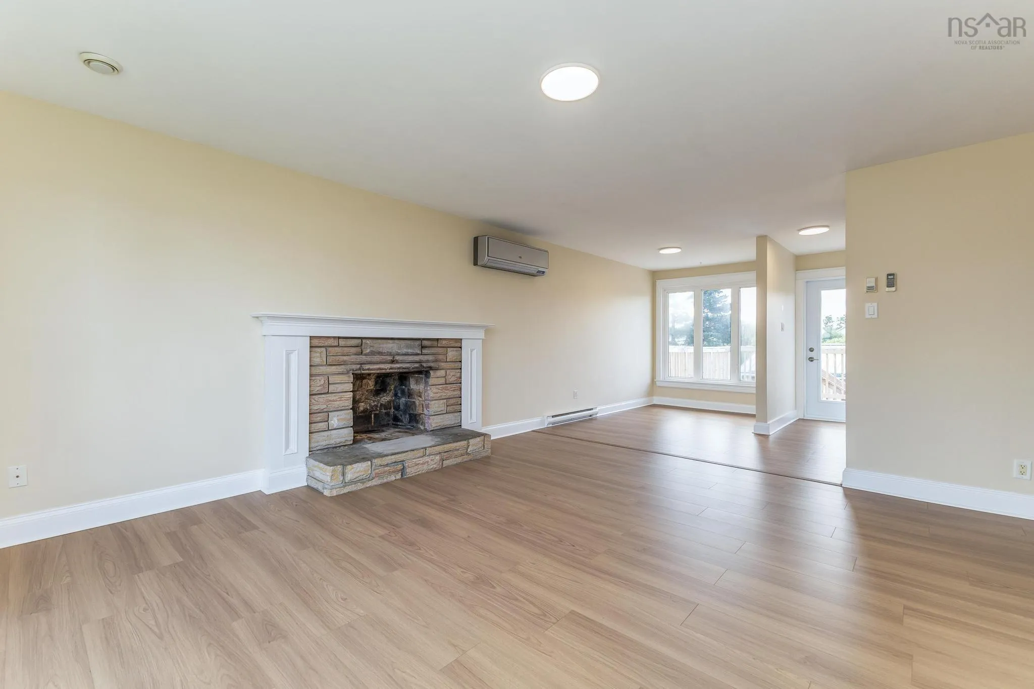 408 Pictou Road, Truro, NS B2N 2T7, 6 Bedrooms Bedrooms, ,4 BathroomsBathrooms,Residential,For Sale,Pictou,202518542