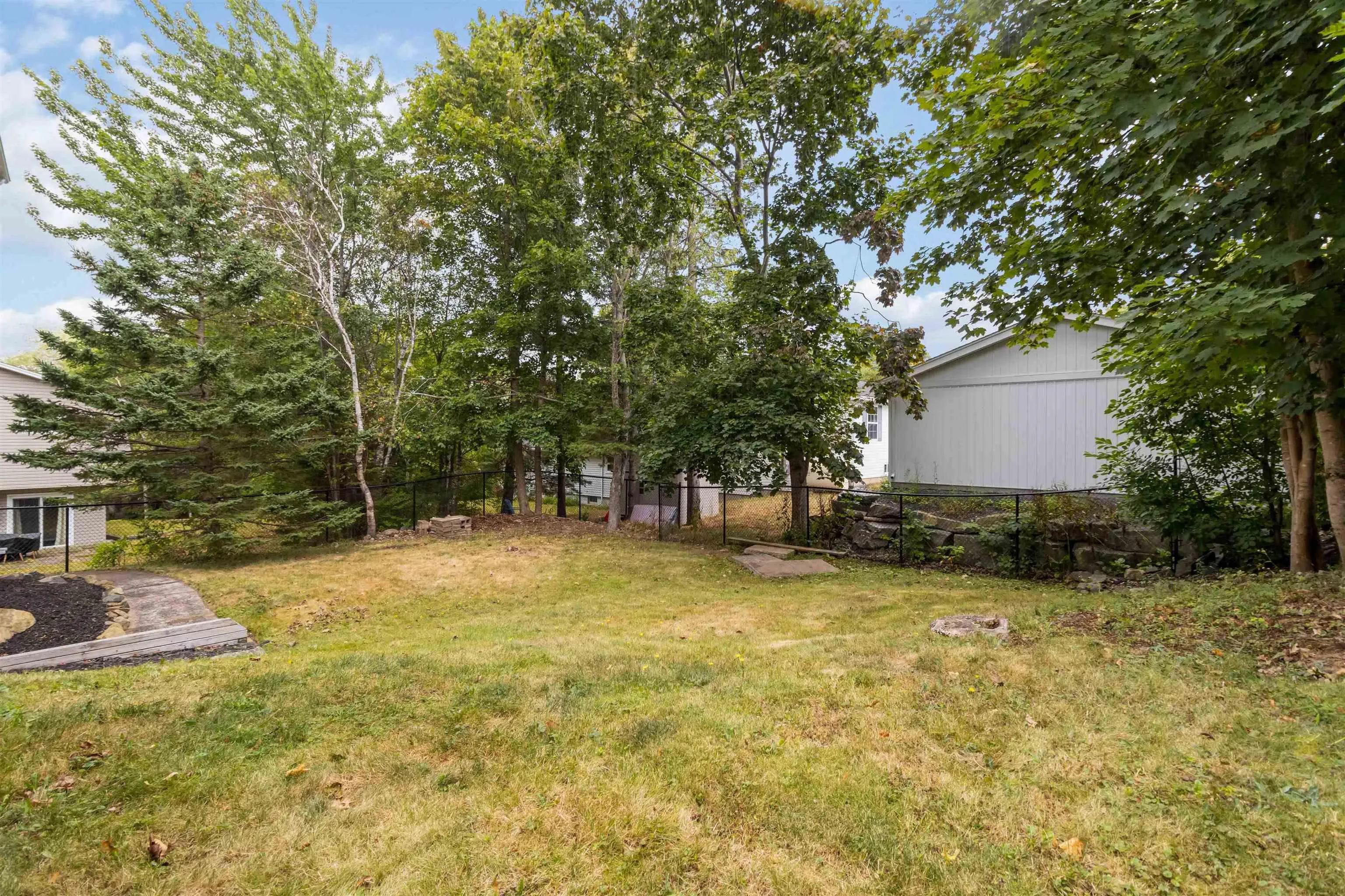 257 Douglas Crescent, Halifax, NS B3M 3B6, 3 Bedrooms Bedrooms, ,3 BathroomsBathrooms,Residential,For Sale,Douglas,202521672