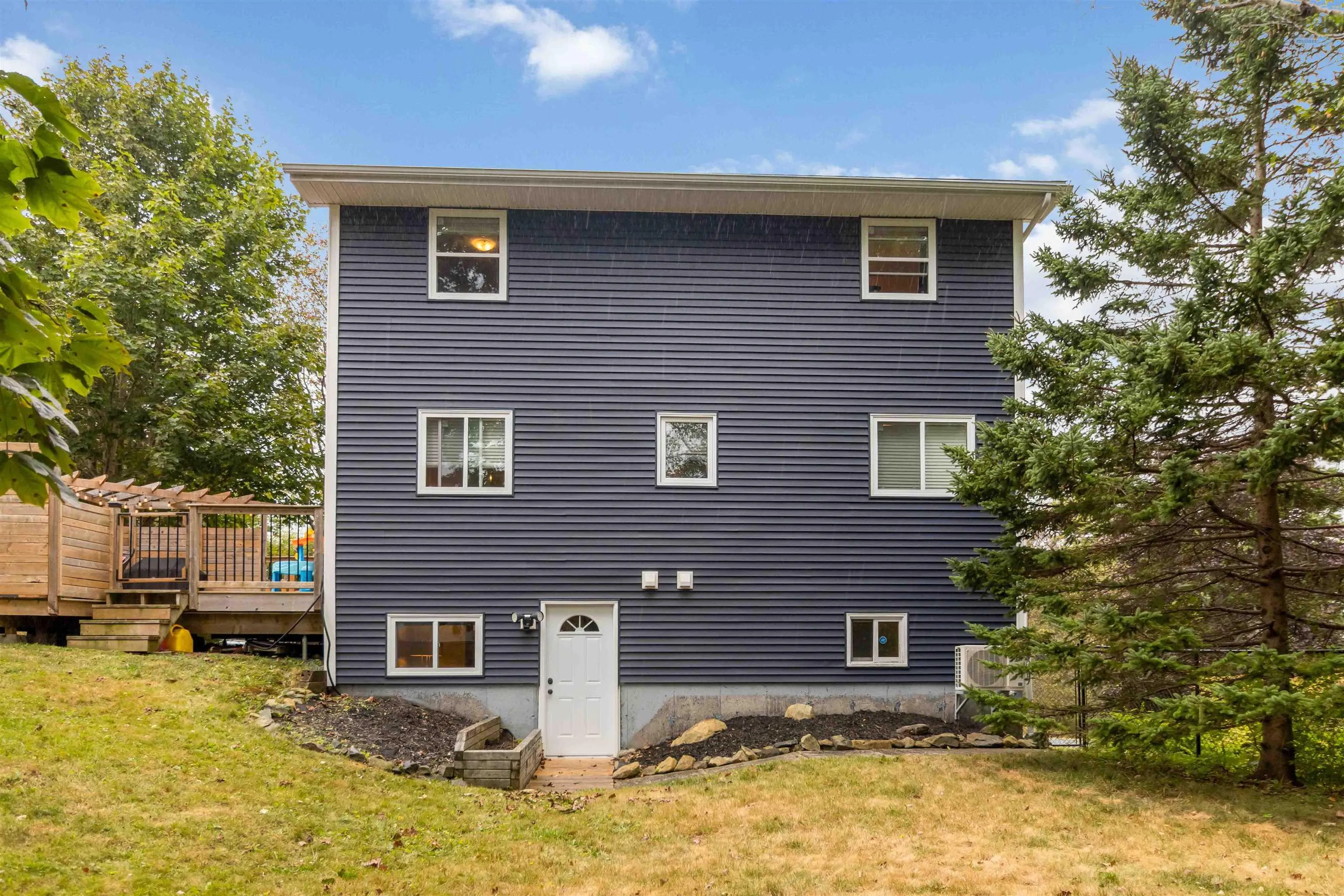 257 Douglas Crescent, Halifax, NS B3M 3B6, 3 Bedrooms Bedrooms, ,3 BathroomsBathrooms,Residential,For Sale,Douglas,202521672