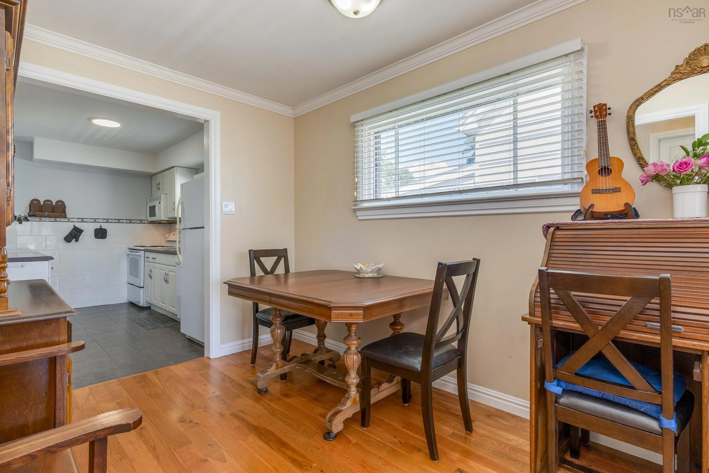 21 Howe Street, Dartmouth, NS B2A 3G2, 2 Bedrooms Bedrooms, ,2 BathroomsBathrooms,Residential,For Sale,Howe,202524883