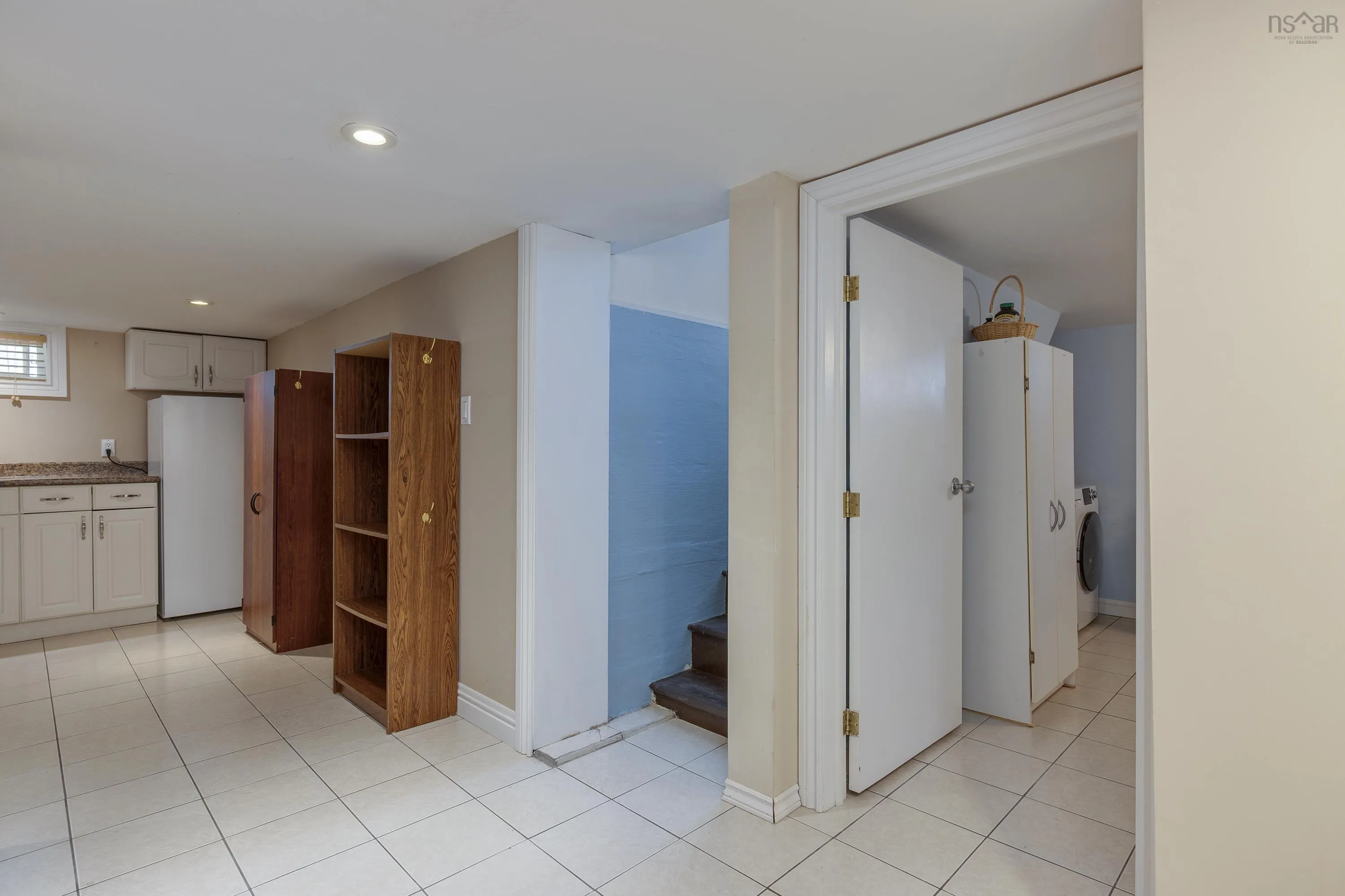 21 Howe Street, Dartmouth, NS B2A 3G2, 2 Bedrooms Bedrooms, ,2 BathroomsBathrooms,Residential,For Sale,Howe,202524883