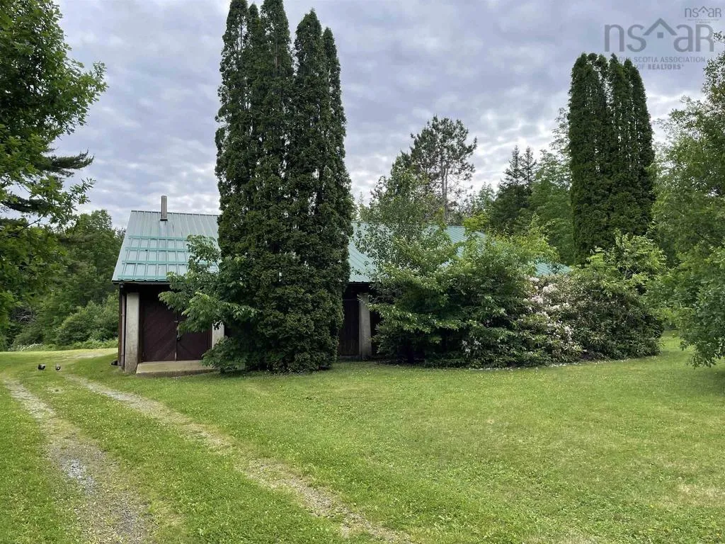 1413 West Caledonia Road, West Caledonia, NS B0T 1B0, 3 Bedrooms Bedrooms, ,1 BathroomBathrooms,Residential,For Sale,West Caledonia,202518905
