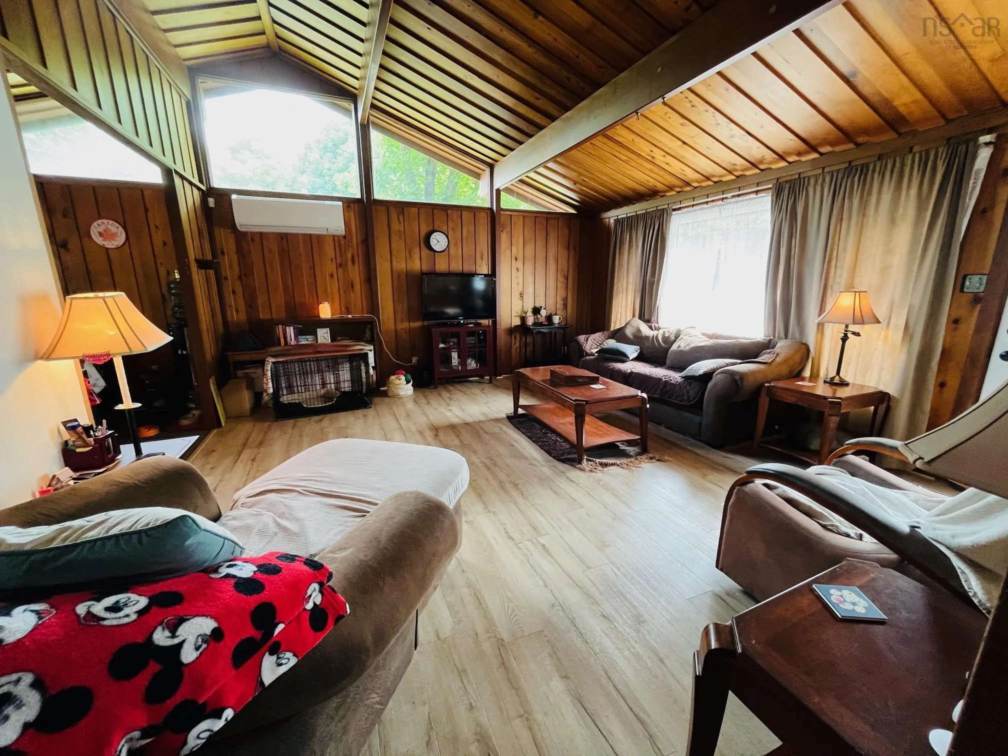 29 Nauss Avenue, Bridgewater, NS B4V 1V6, 3 Bedrooms Bedrooms, ,2 BathroomsBathrooms,Residential,For Sale,Nauss,202522881