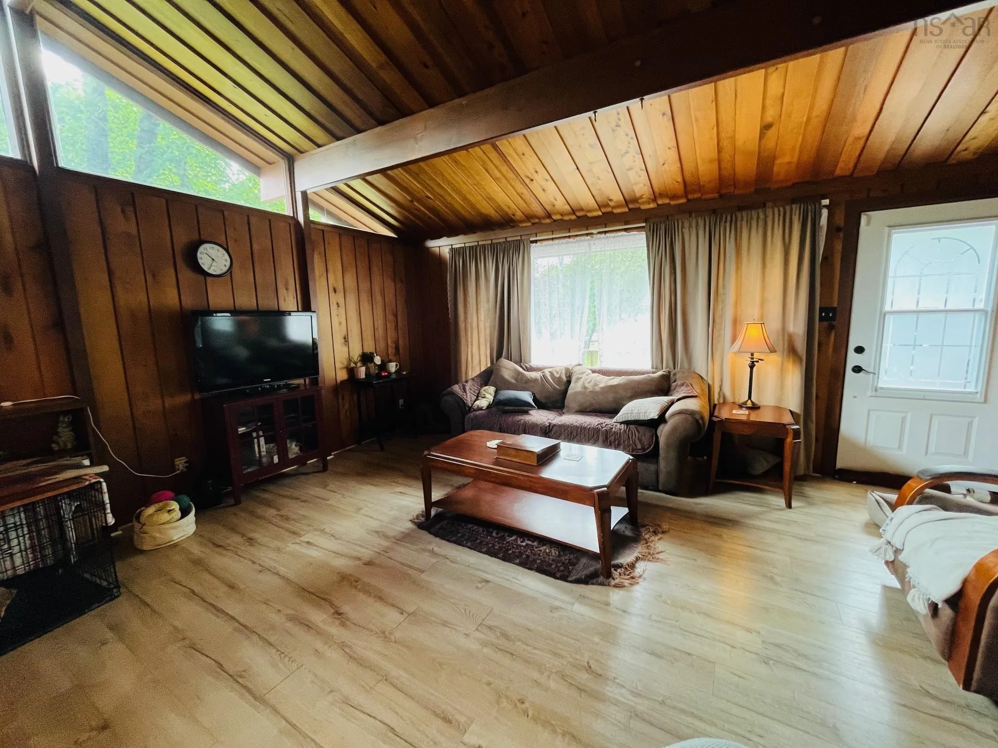 29 Nauss Avenue, Bridgewater, NS B4V 1V6, 3 Bedrooms Bedrooms, ,2 BathroomsBathrooms,Residential,For Sale,Nauss,202522881