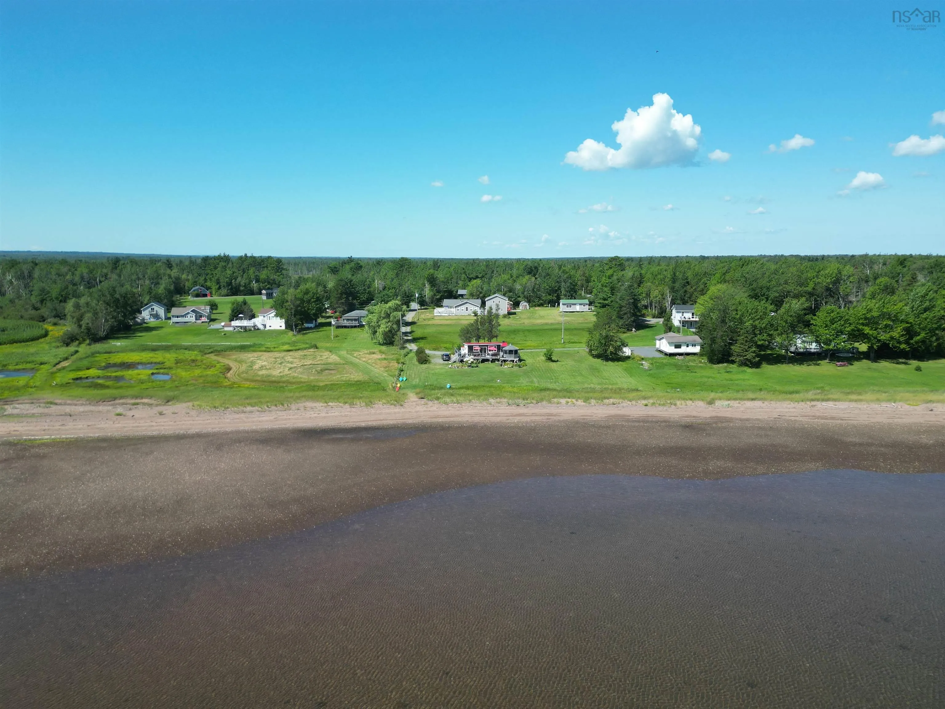16 Woodside Drive, Waterside Ns B0k 1h0, 3 Bedrooms Bedrooms, ,1 BathroomBathrooms,Residential,For Sale,Woodside,202510565