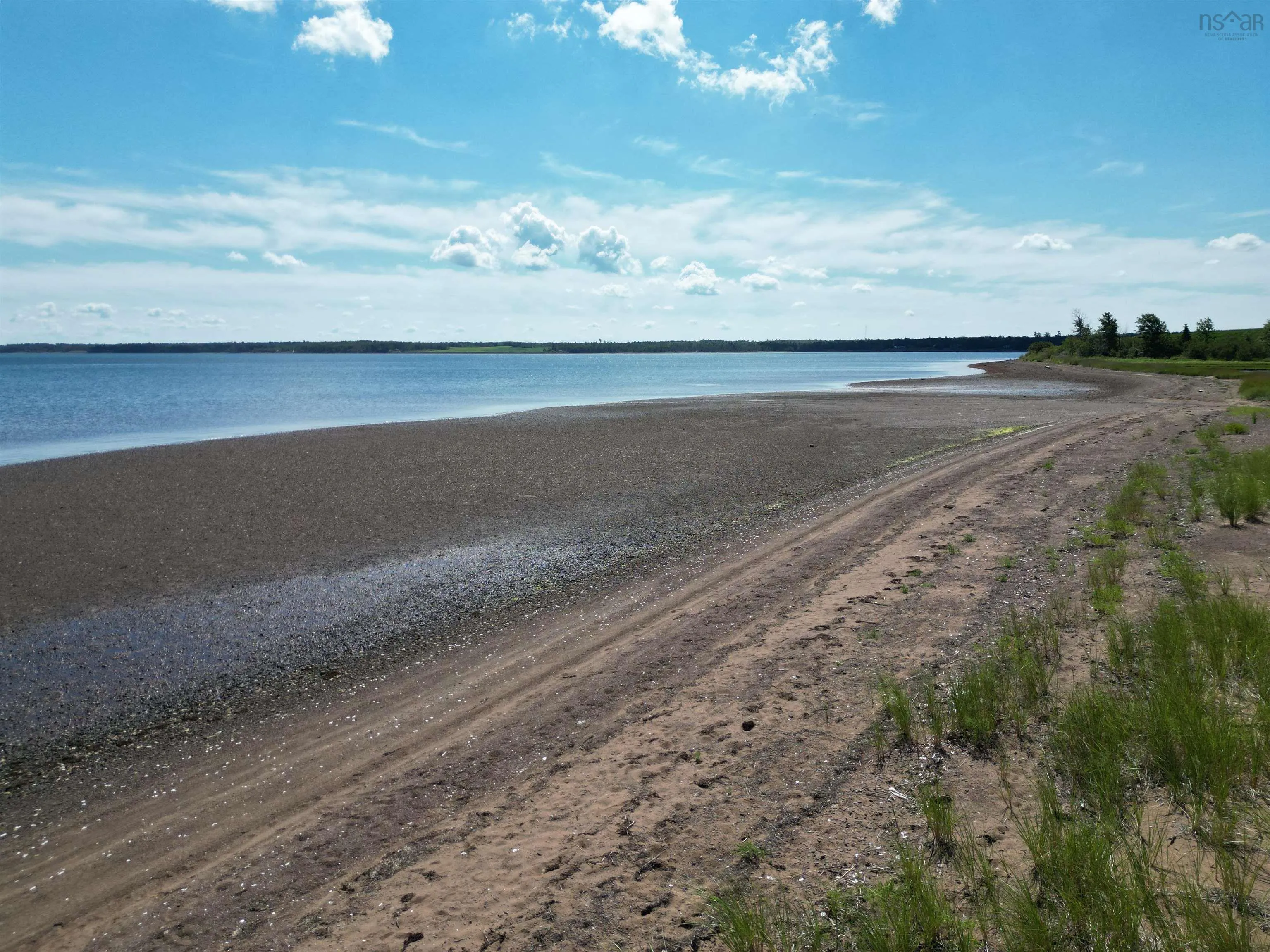 16 Woodside Drive, Waterside Ns B0k 1h0, 3 Bedrooms Bedrooms, ,1 BathroomBathrooms,Residential,For Sale,Woodside,202510565