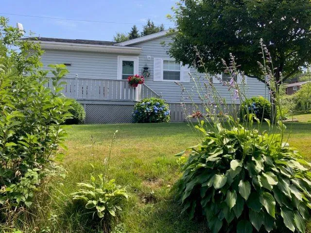 39 Falkland Lane, Guysborough, NS B0H 1N0, 4 Bedrooms Bedrooms, ,2 BathroomsBathrooms,Residential,For Sale,Falkland Lane,202519404