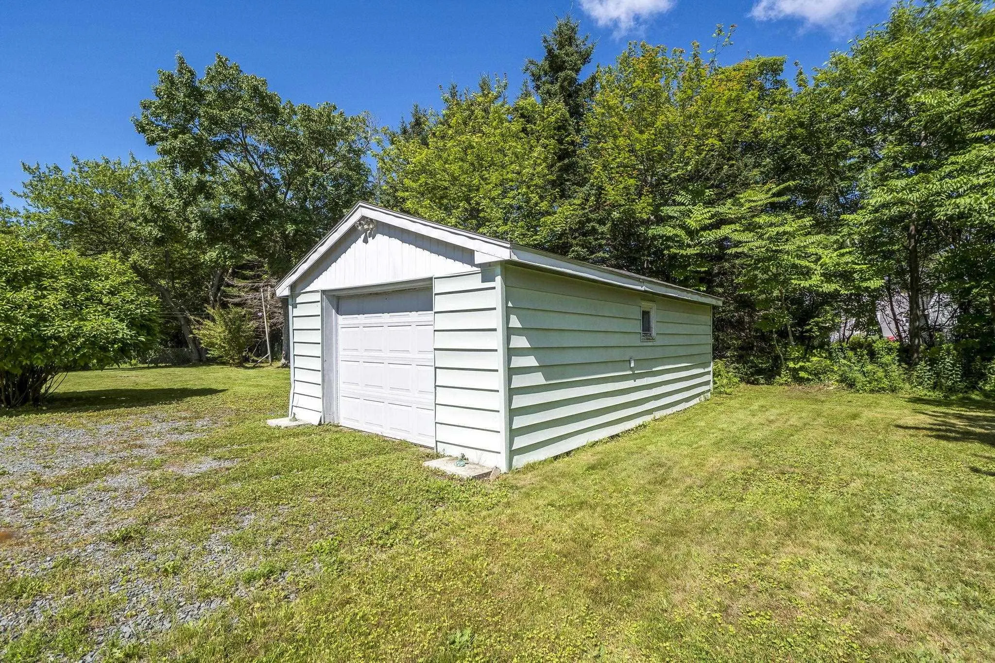 40 Kilgar Road, Shearwater, NS B3G 1M6, 1 Bedroom Bedrooms, ,1 BathroomBathrooms,Residential,For Sale,Kilgar,202518556