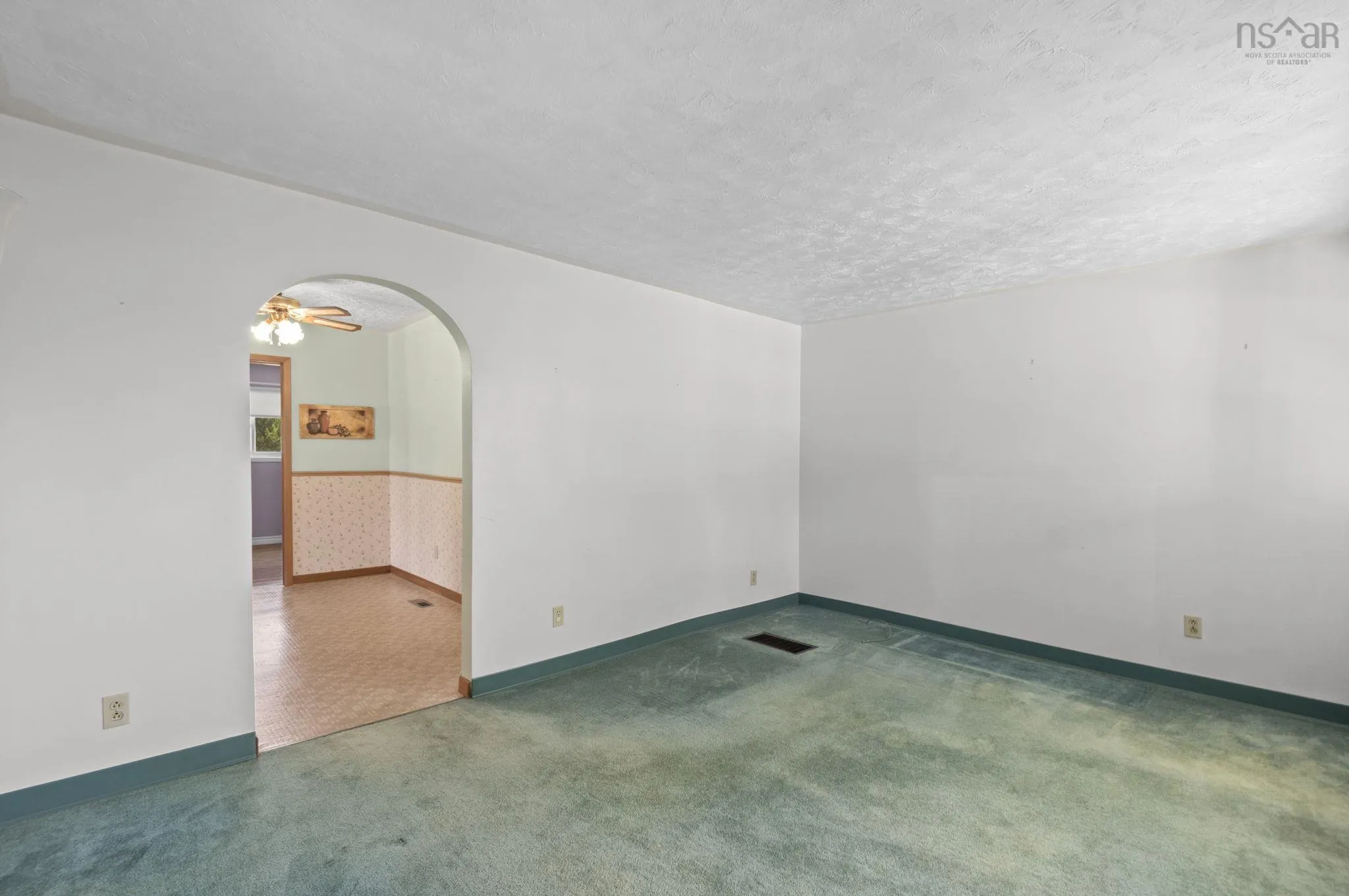 40 Kilgar Road, Shearwater, NS B3G 1M6, 1 Bedroom Bedrooms, ,1 BathroomBathrooms,Residential,For Sale,Kilgar,202518556