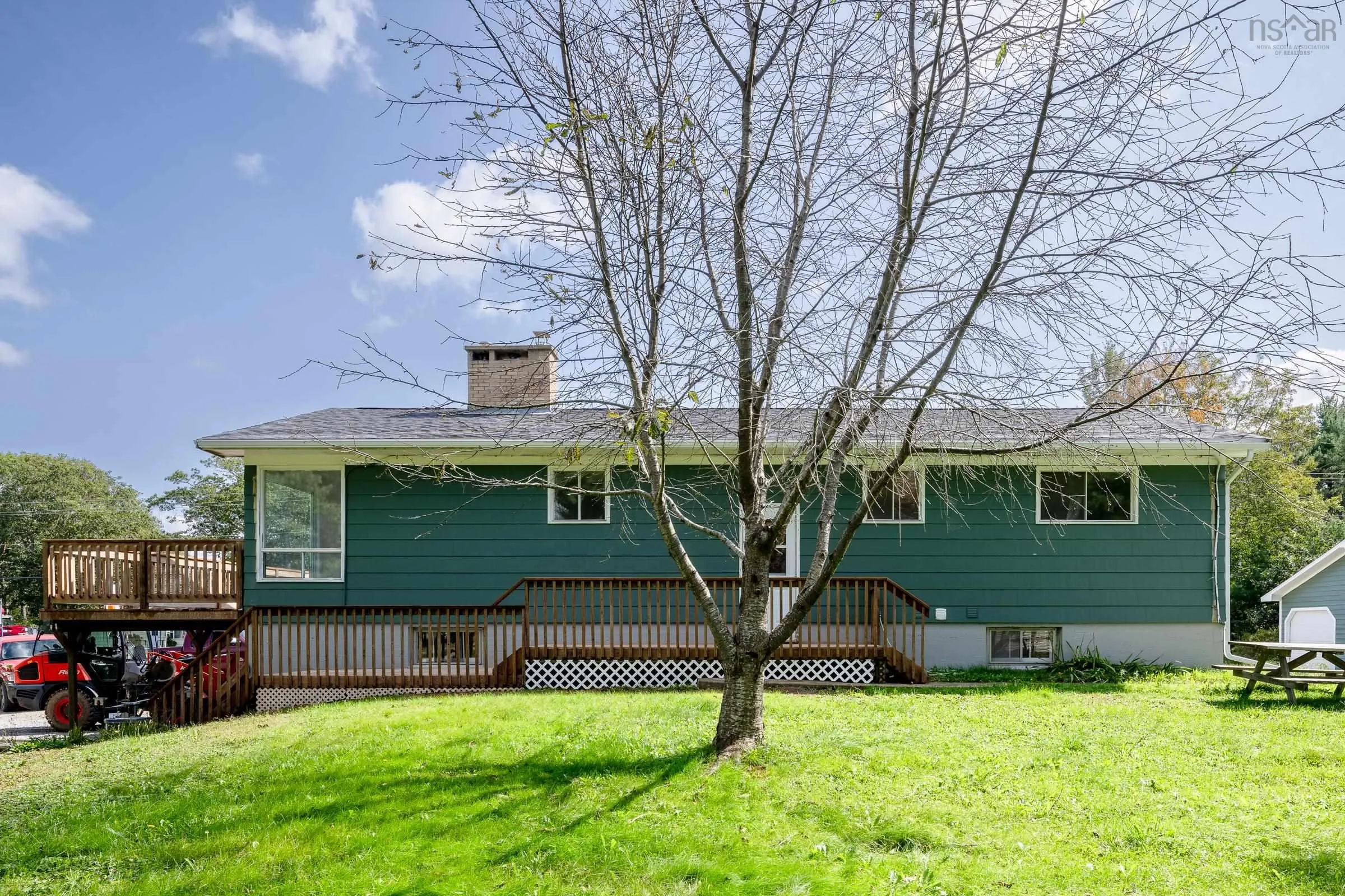 11 Dorey Park Road, Martins Point, NS B0J 2E0, 5 Bedrooms Bedrooms, ,2 BathroomsBathrooms,Residential,For Sale,Dorey Park,202520455