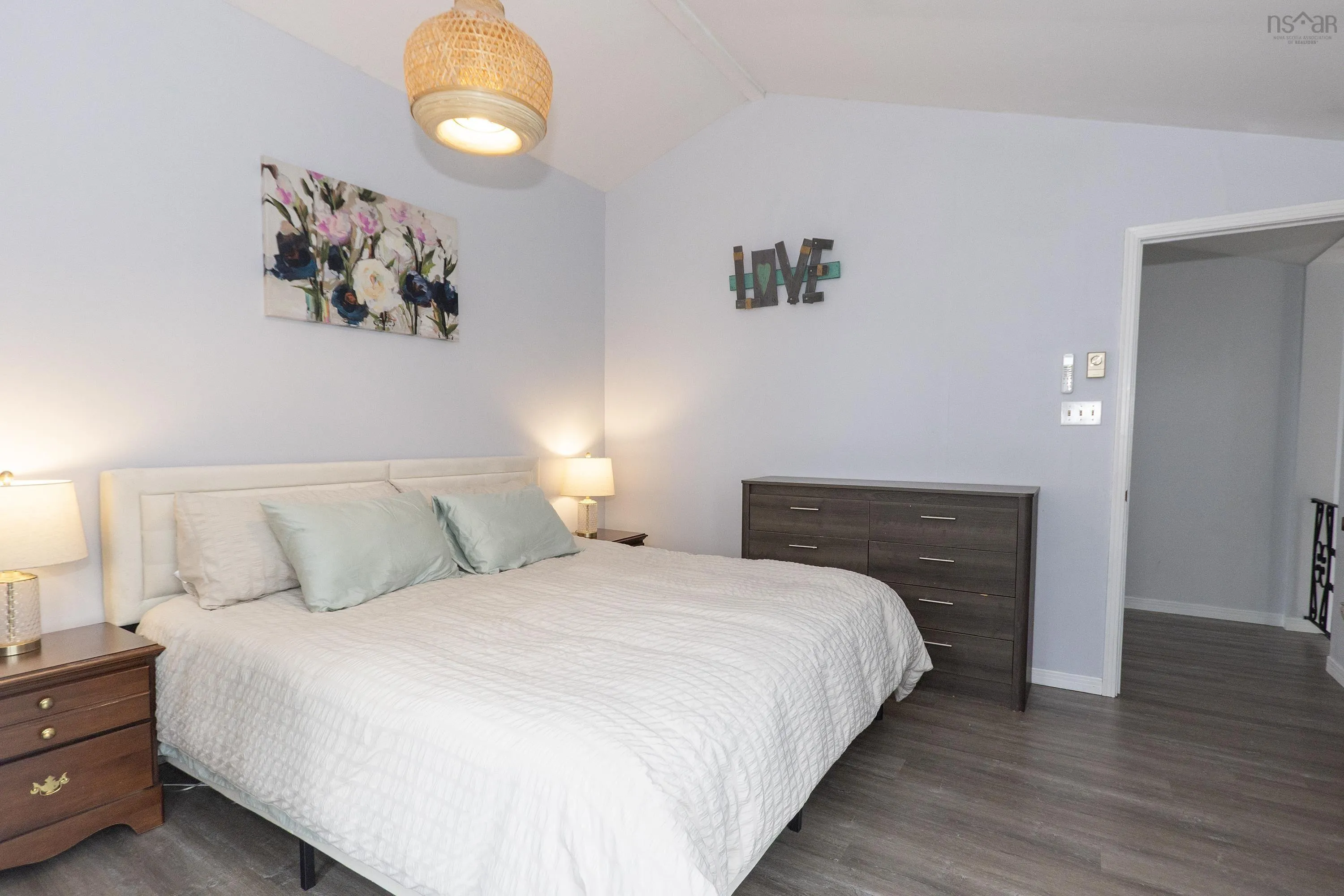 3 Shore Lane, Greenhill, NS B0M 1S0, 4 Bedrooms Bedrooms, ,3 BathroomsBathrooms,Residential,For Sale,Shore,202523308