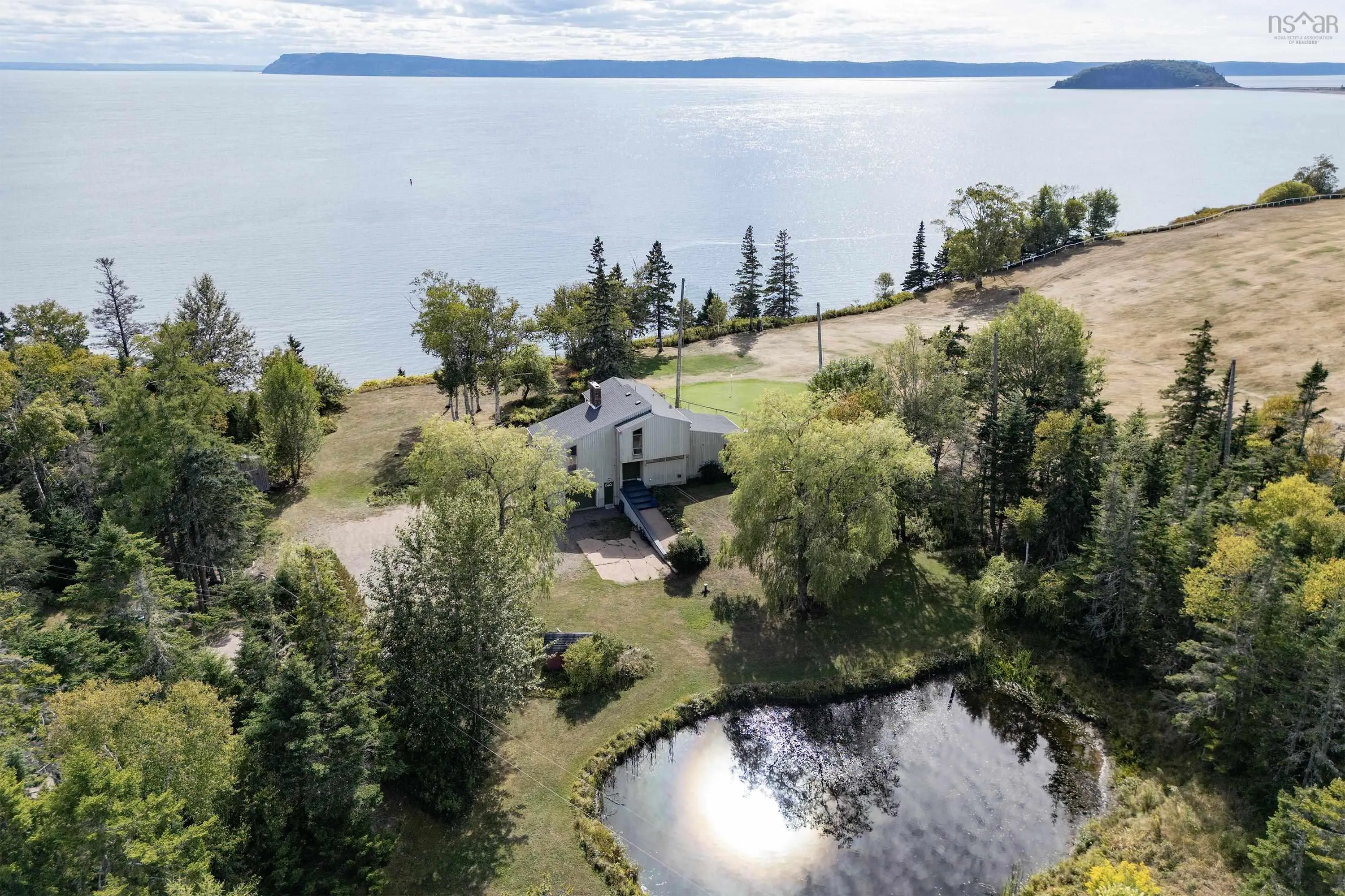 3 Shore Lane, Greenhill, NS B0M 1S0, 4 Bedrooms Bedrooms, ,3 BathroomsBathrooms,Residential,For Sale,Shore,202523308