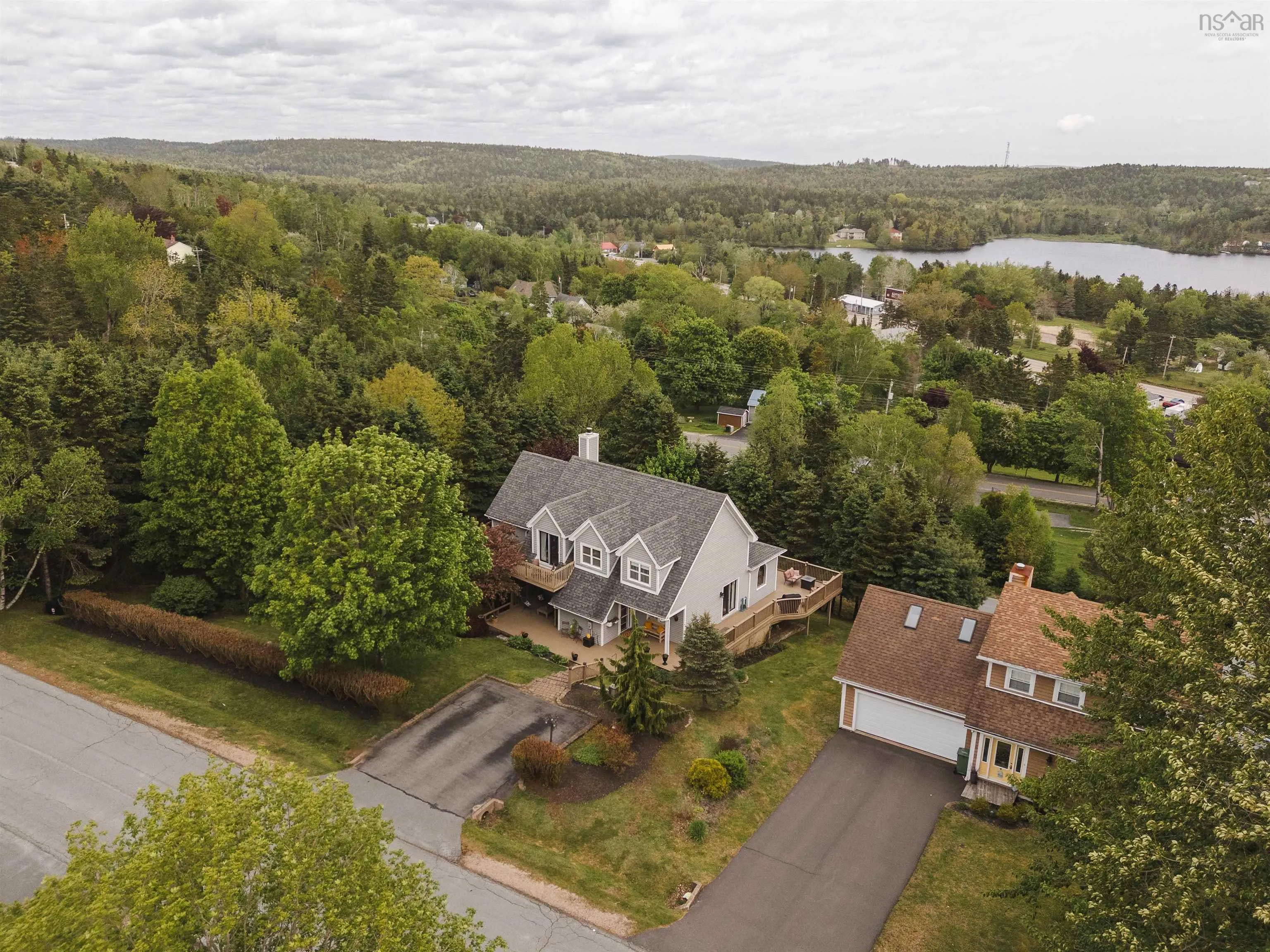 10 Westwind Drive, Chester, NS B0J 1J0, 4 Bedrooms Bedrooms, ,4 BathroomsBathrooms,Residential,For Sale,Westwind,202513393