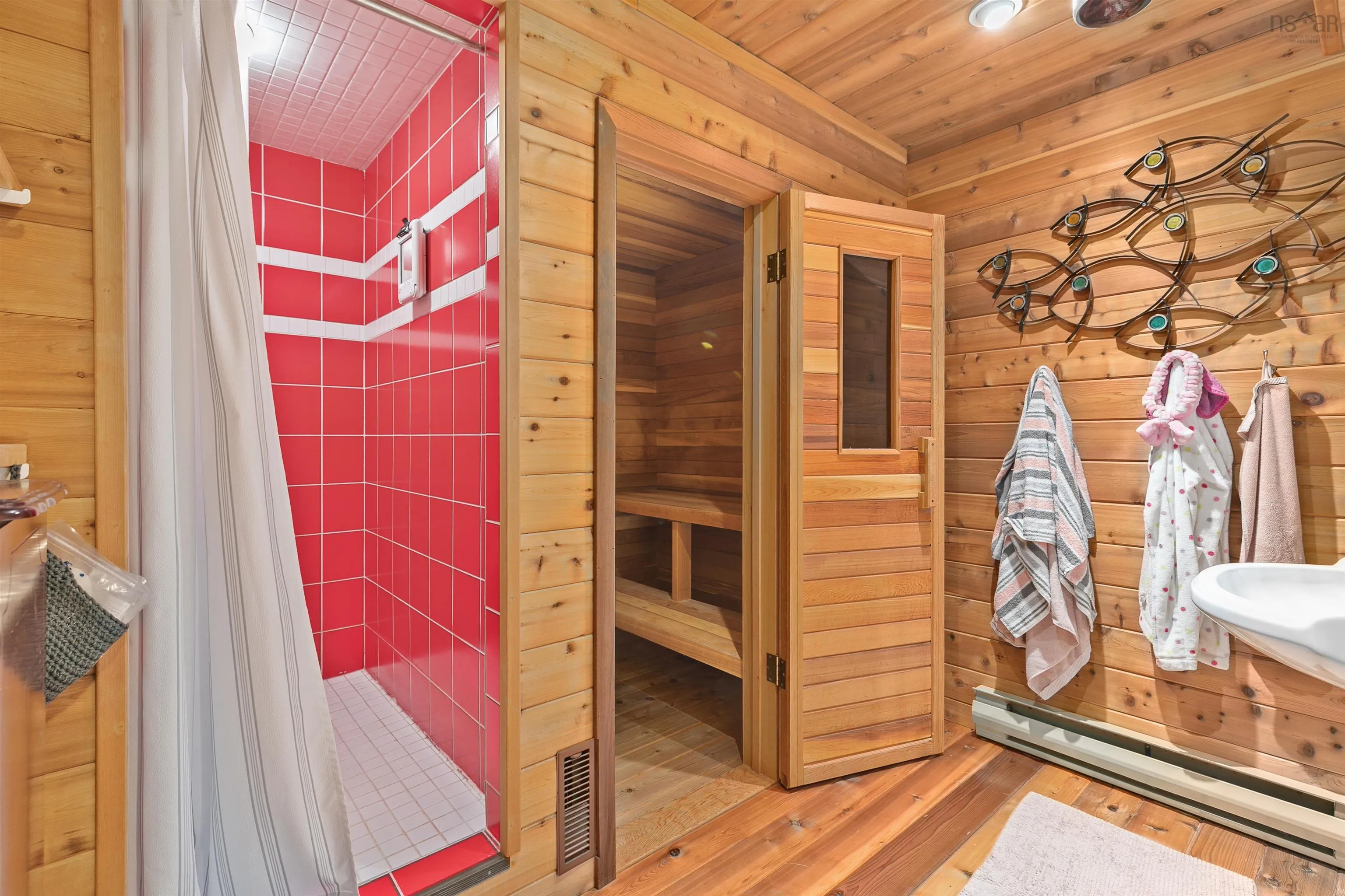 10 Westwind Drive, Chester, NS B0J 1J0, 4 Bedrooms Bedrooms, ,4 BathroomsBathrooms,Residential,For Sale,Westwind,202513393