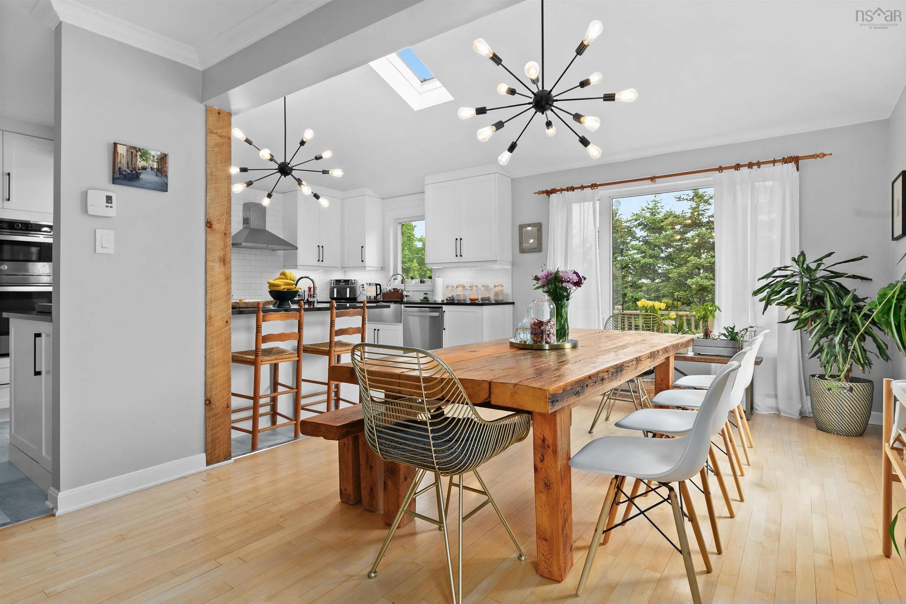 10 Westwind Drive, Chester, NS B0J 1J0, 4 Bedrooms Bedrooms, ,4 BathroomsBathrooms,Residential,For Sale,Westwind,202513393