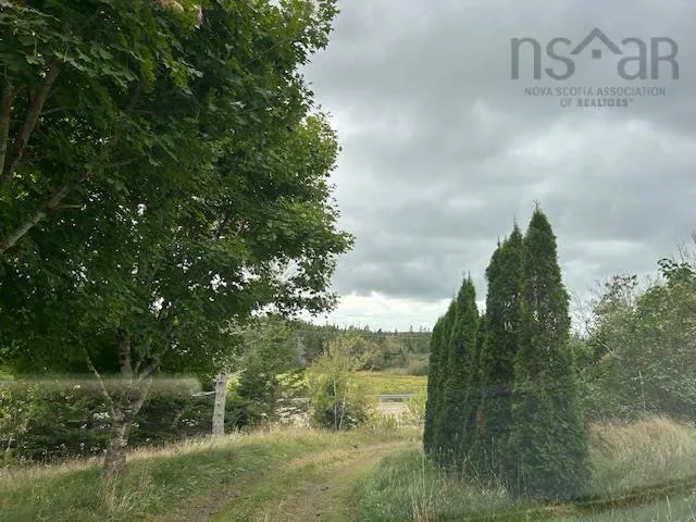 2381 276 Route, Giants Lake, NS B0E 1M0, 5 Bedrooms Bedrooms, ,2 BathroomsBathrooms,Residential,For Sale,276,202520696