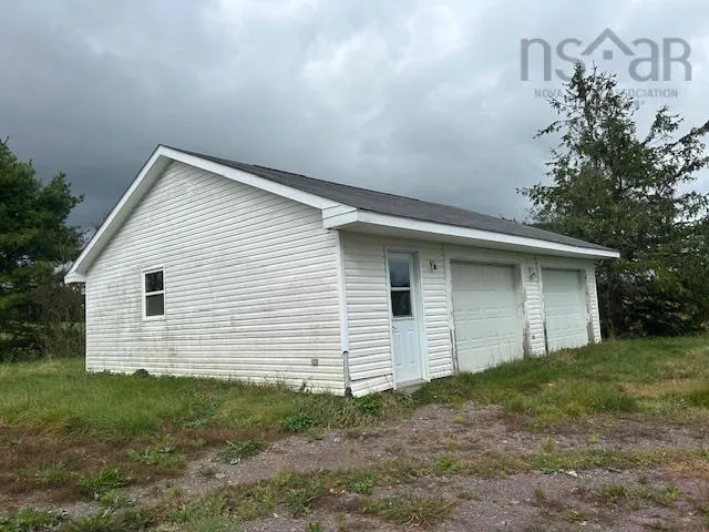 2381 276 Route, Giants Lake, NS B0E 1M0, 5 Bedrooms Bedrooms, ,2 BathroomsBathrooms,Residential,For Sale,276,202520696