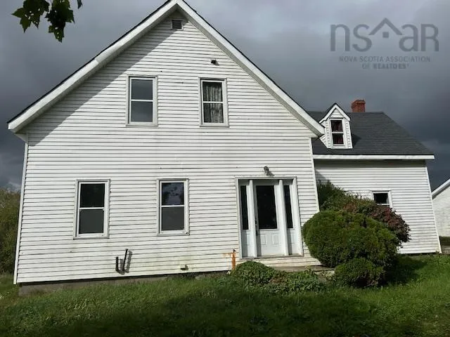 2381 276 Route, Giants Lake, NS B0E 1M0, 5 Bedrooms Bedrooms, ,2 BathroomsBathrooms,Residential,For Sale,276,202520696