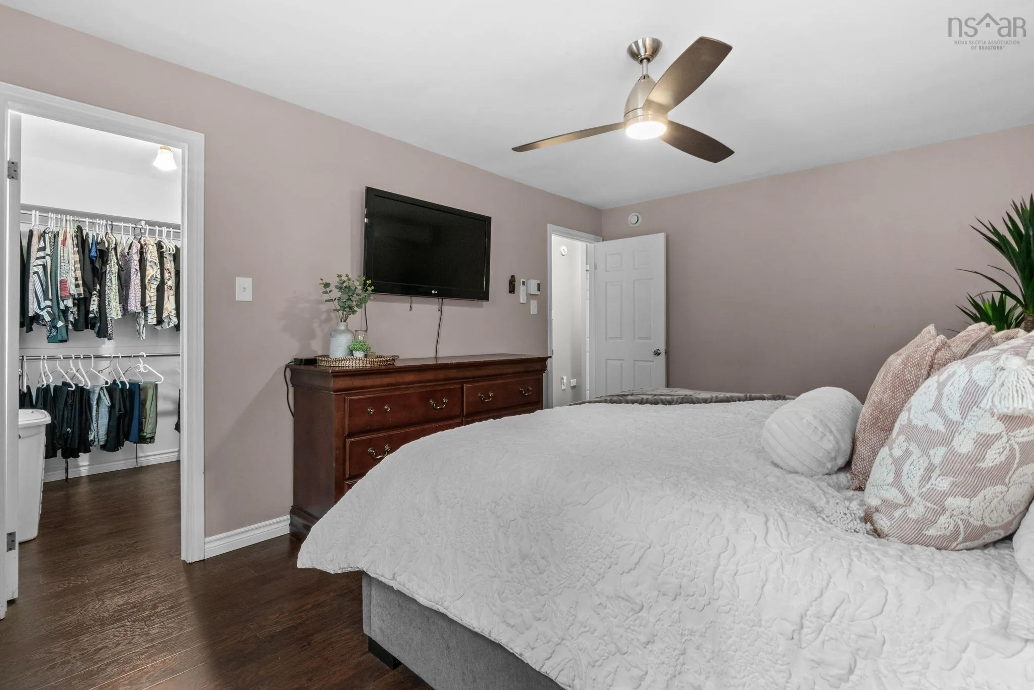 178 Duffus Drive, Bedford, NS B4A 3T5, 3 Bedrooms Bedrooms, ,3 BathroomsBathrooms,Residential,For Sale,Duffus,202519182