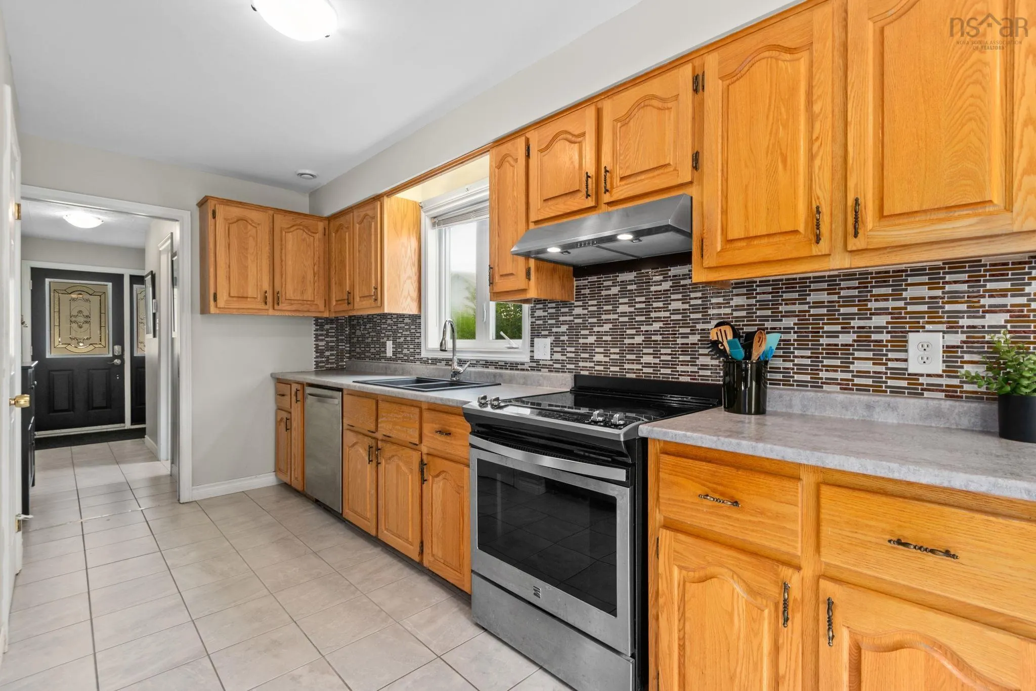 178 Duffus Drive, Bedford, NS B4A 3T5, 3 Bedrooms Bedrooms, ,3 BathroomsBathrooms,Residential,For Sale,Duffus,202519182