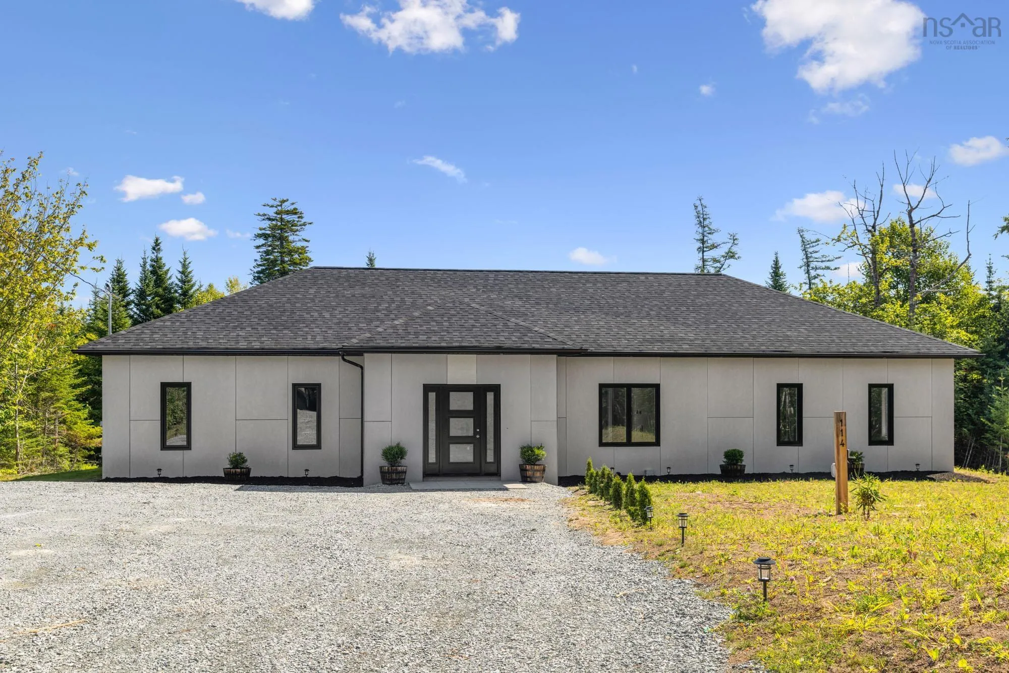 114 Brookside Drive, Brookside, NS B3T 1S2, 3 Bedrooms Bedrooms, ,3 BathroomsBathrooms,Residential,For Sale,Brookside,202521537