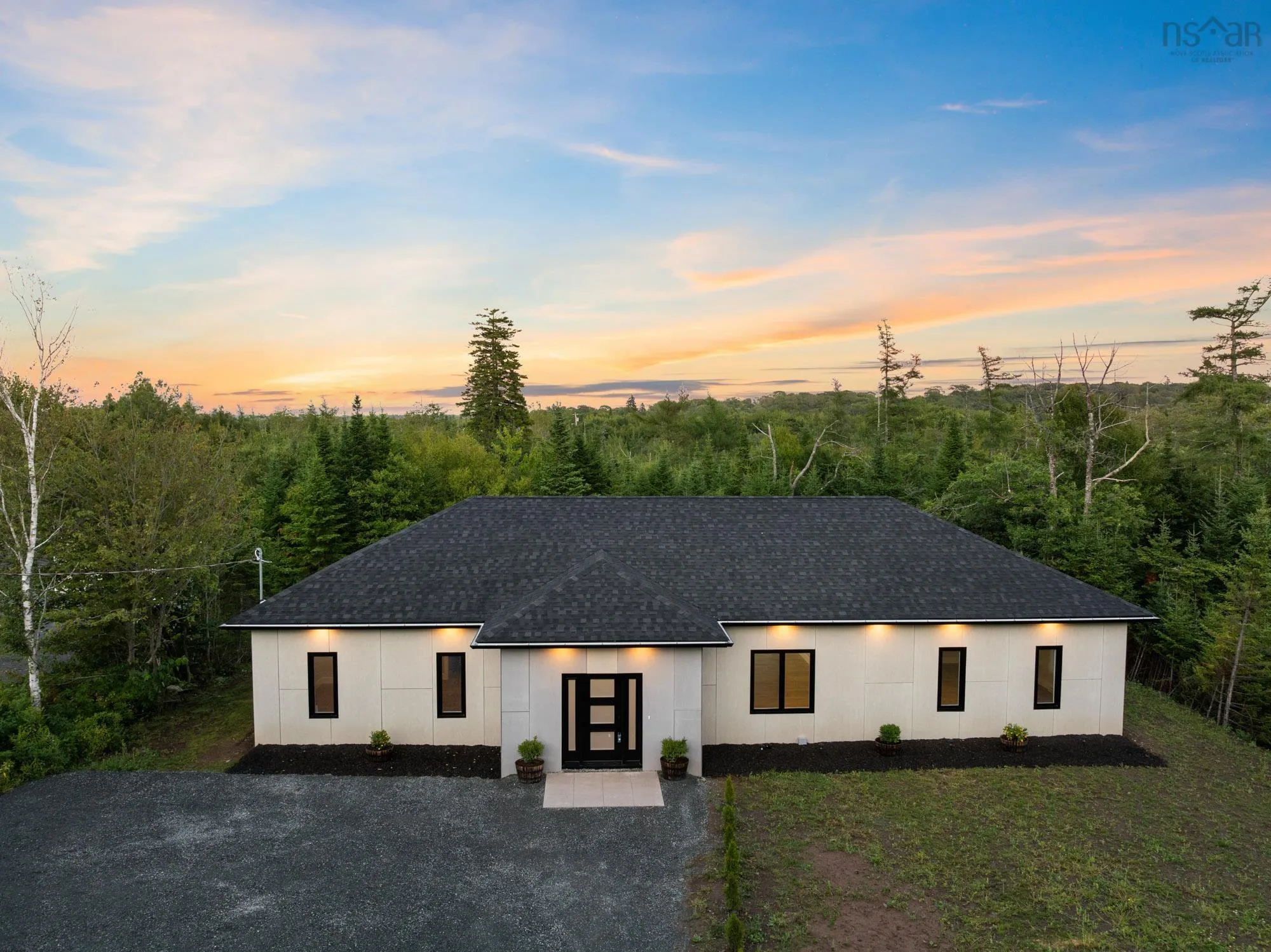 114 Brookside Drive, Brookside, NS B3T 1S2, 3 Bedrooms Bedrooms, ,3 BathroomsBathrooms,Residential,For Sale,Brookside,202521537