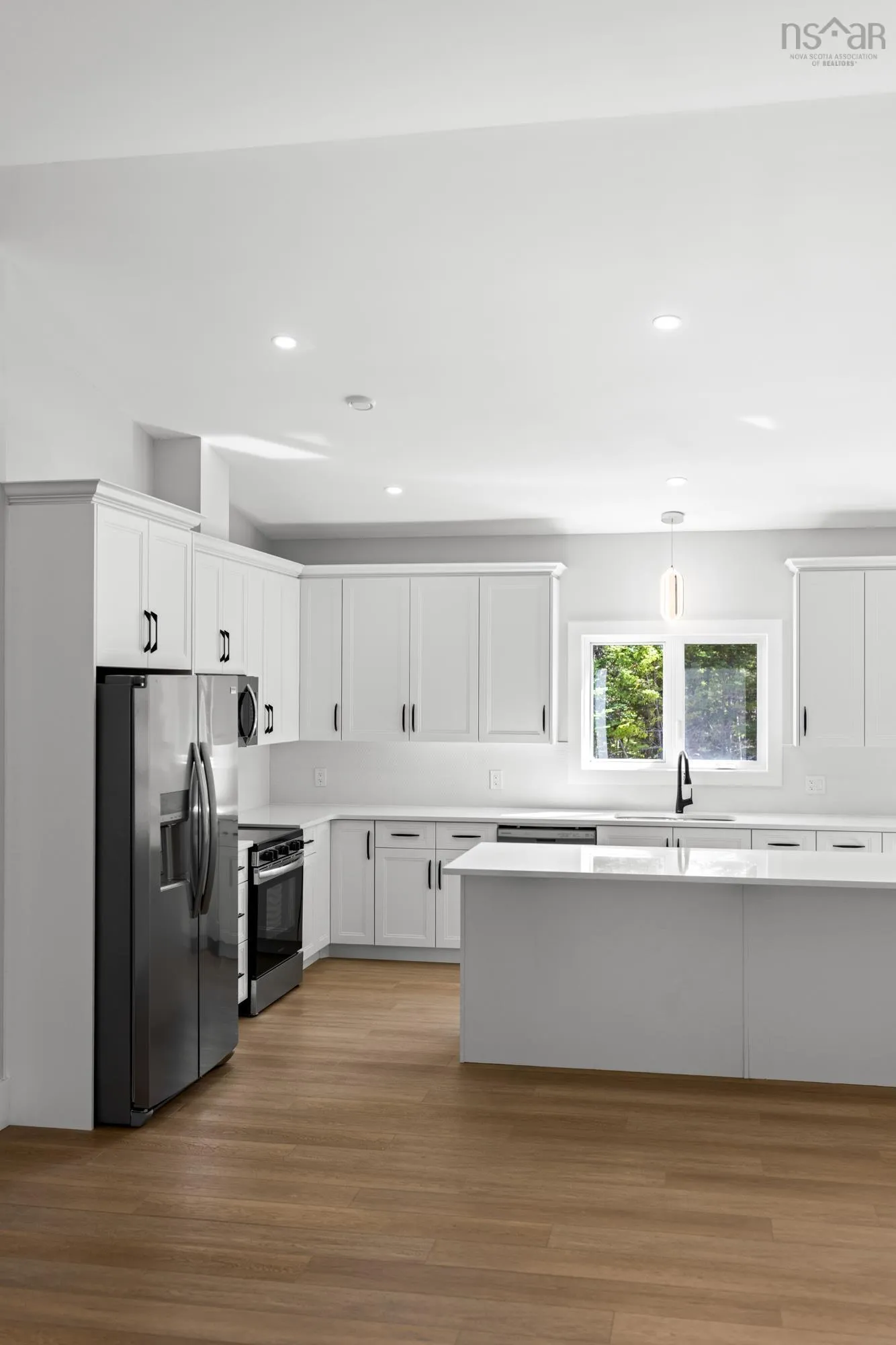 114 Brookside Drive, Brookside, NS B3T 1S2, 3 Bedrooms Bedrooms, ,3 BathroomsBathrooms,Residential,For Sale,Brookside,202521537