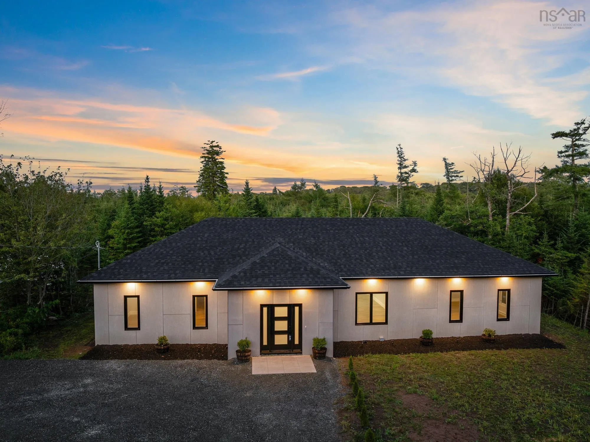 114 Brookside Drive, Brookside, NS B3T 1S2, 3 Bedrooms Bedrooms, ,3 BathroomsBathrooms,Residential,For Sale,Brookside,202521537