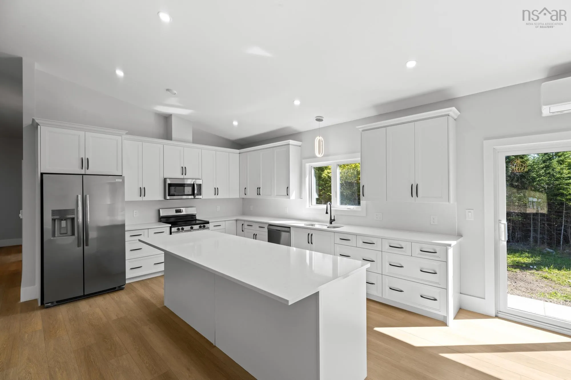 114 Brookside Drive, Brookside, NS B3T 1S2, 3 Bedrooms Bedrooms, ,3 BathroomsBathrooms,Residential,For Sale,Brookside,202521537