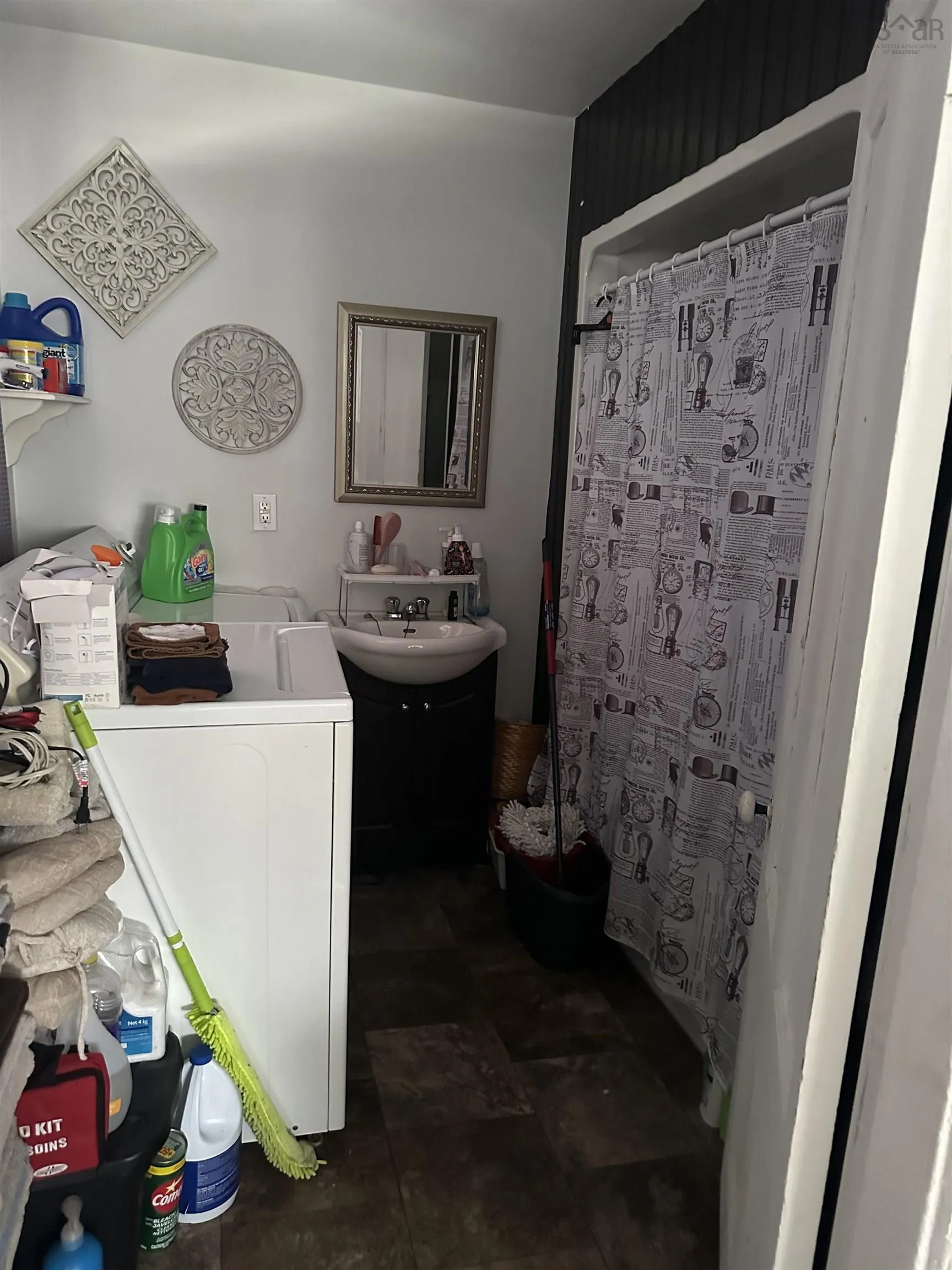 22 Pearl Street, River Hebert Ns B0l 1g0, 7 Bedrooms Bedrooms, ,4 BathroomsBathrooms,Residential,For Sale,Pearl,202423472