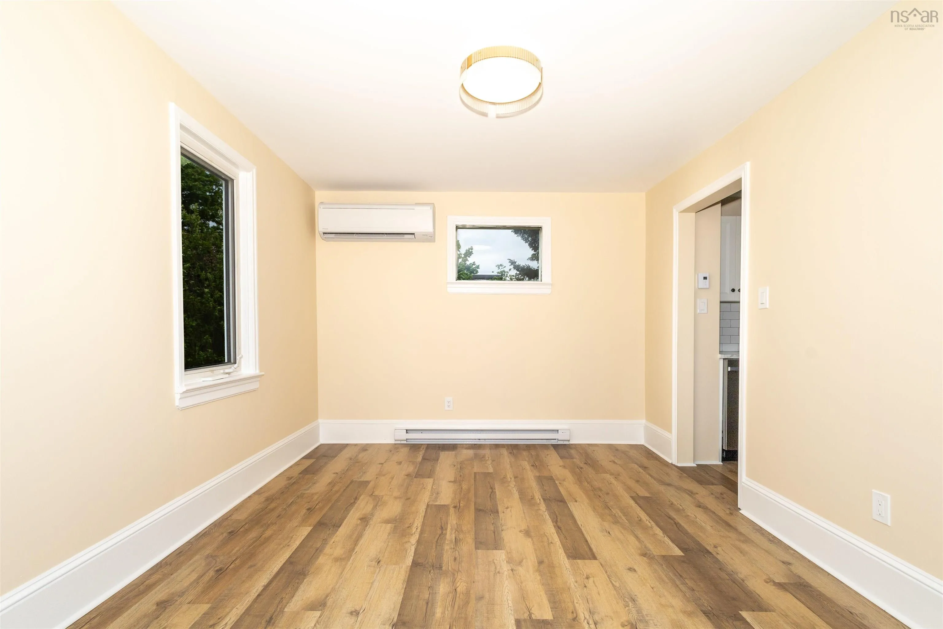 455 York Street, Glace Bay, NS B1A 2N4, 3 Bedrooms Bedrooms, ,1 BathroomBathrooms,Residential,For Sale,York,202521442