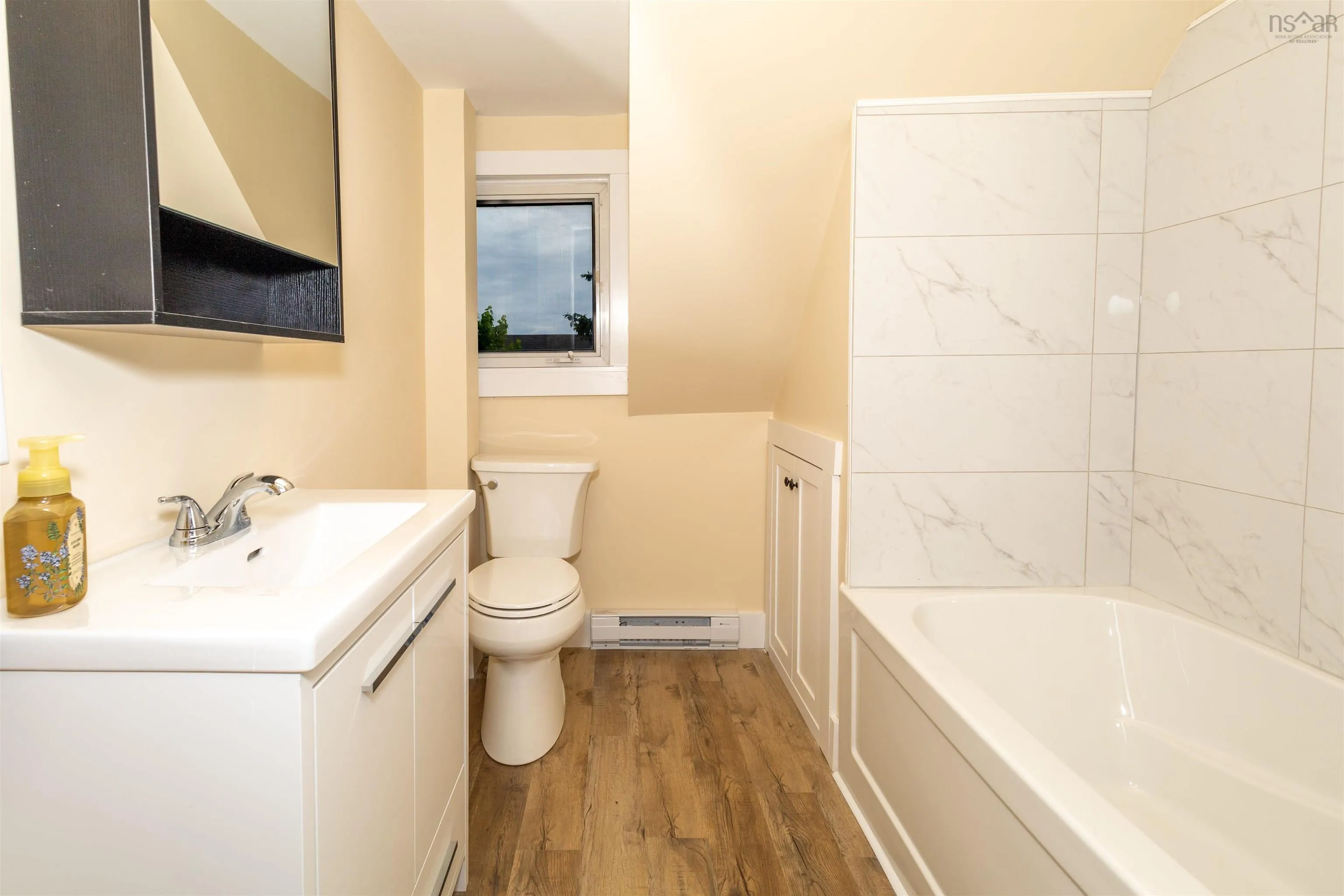 455 York Street, Glace Bay, NS B1A 2N4, 3 Bedrooms Bedrooms, ,1 BathroomBathrooms,Residential,For Sale,York,202521442
