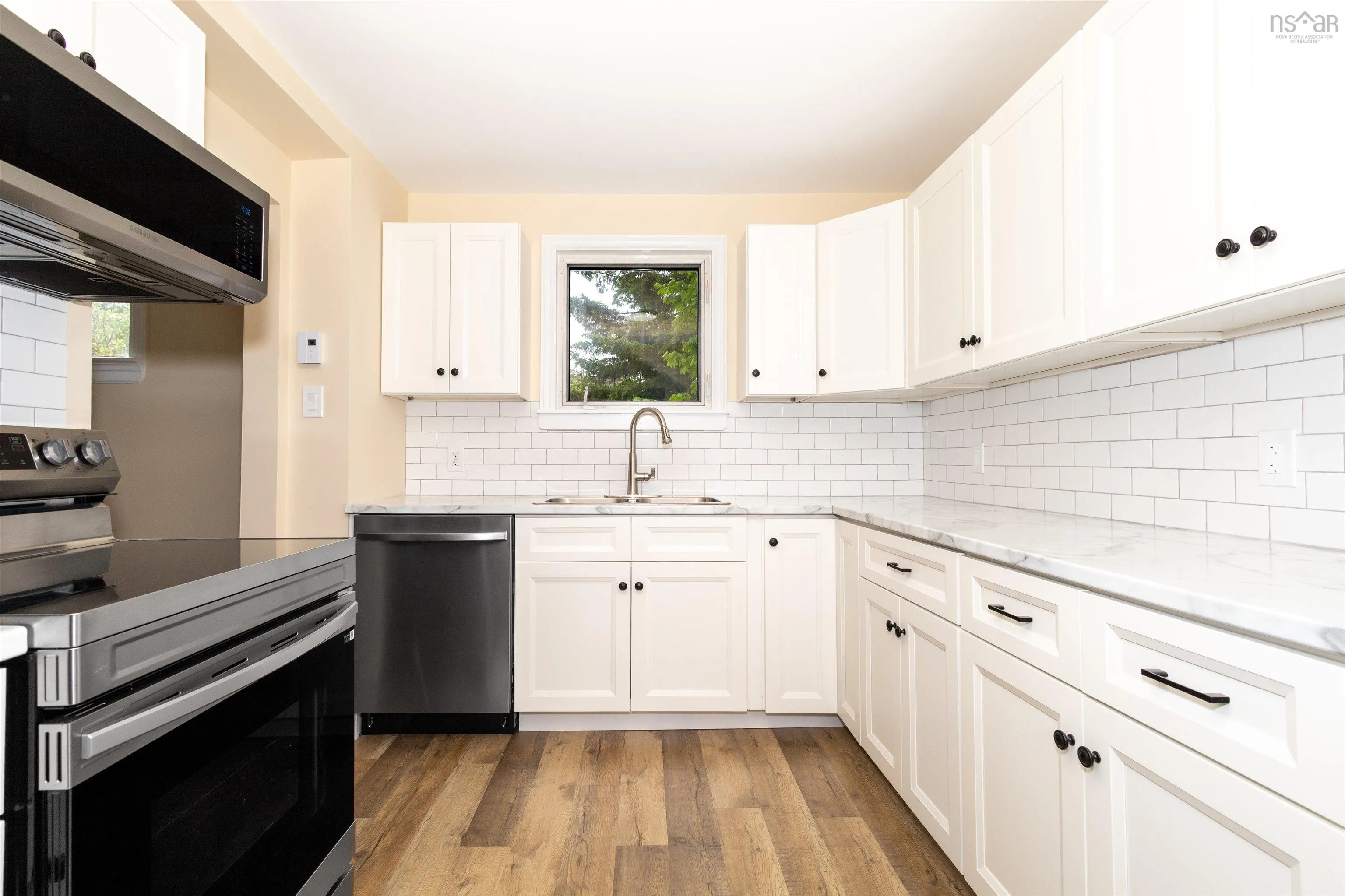 455 York Street, Glace Bay, NS B1A 2N4, 3 Bedrooms Bedrooms, ,1 BathroomBathrooms,Residential,For Sale,York,202521442