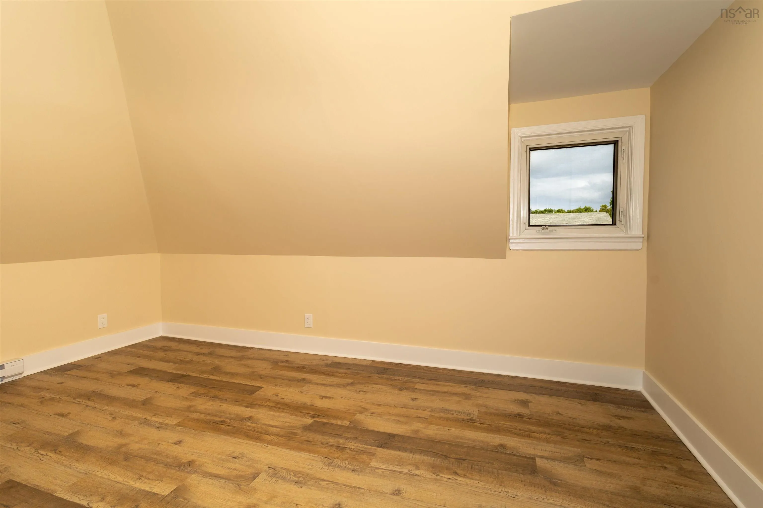 455 York Street, Glace Bay, NS B1A 2N4, 3 Bedrooms Bedrooms, ,1 BathroomBathrooms,Residential,For Sale,York,202521442