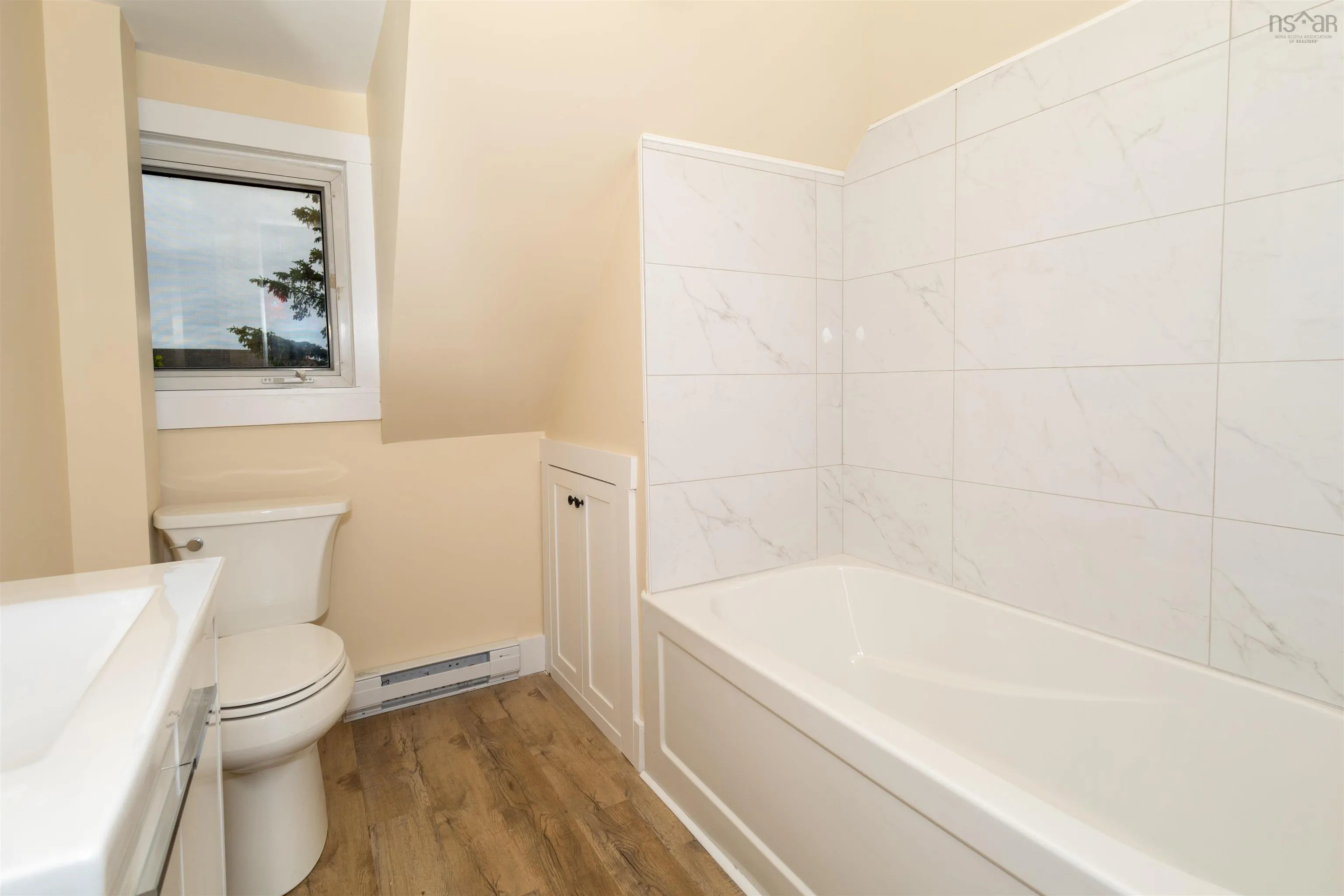 455 York Street, Glace Bay, NS B1A 2N4, 3 Bedrooms Bedrooms, ,1 BathroomBathrooms,Residential,For Sale,York,202521442