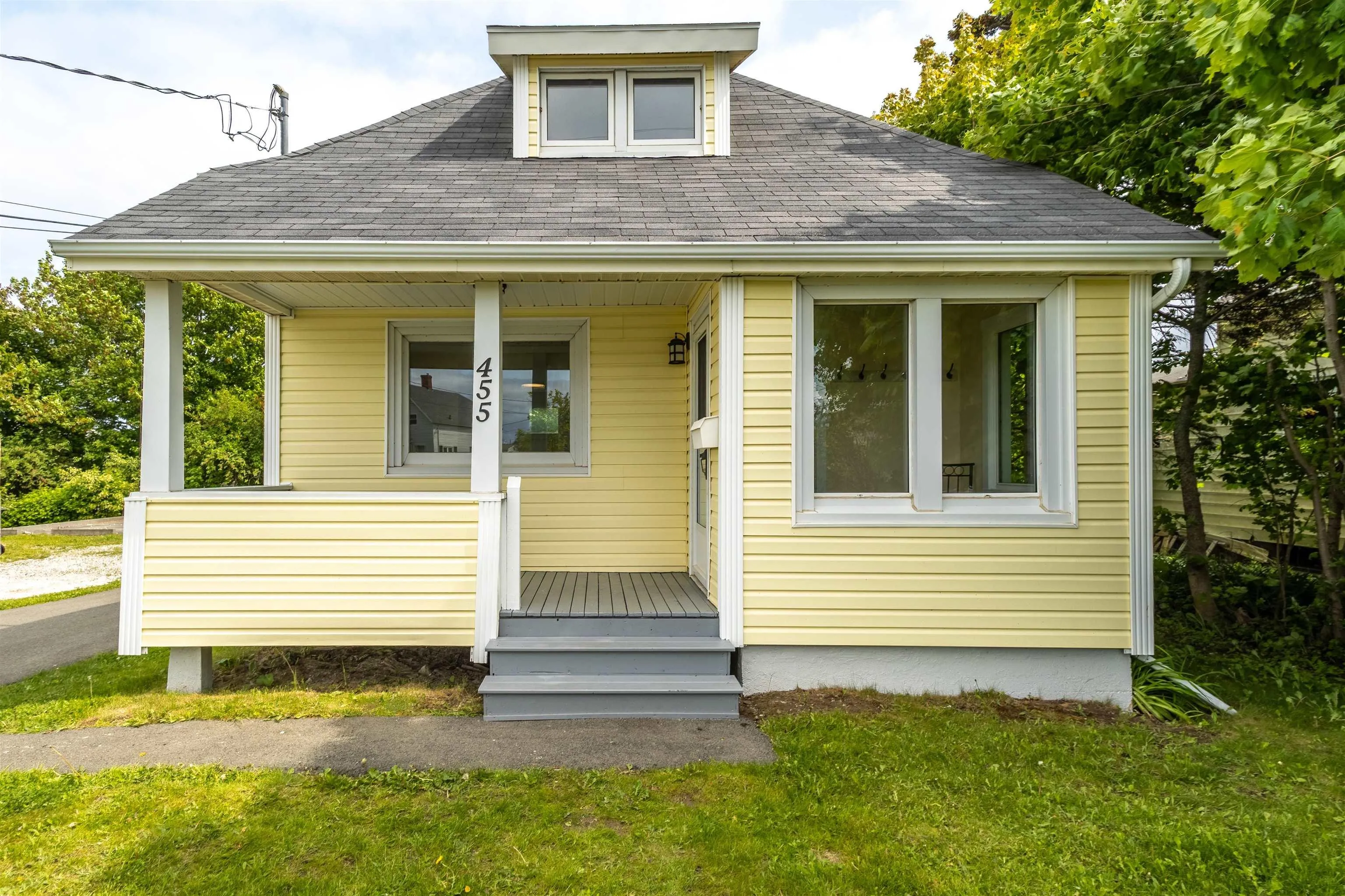 455 York Street, Glace Bay, NS B1A 2N4, 3 Bedrooms Bedrooms, ,1 BathroomBathrooms,Residential,For Sale,York,202521442