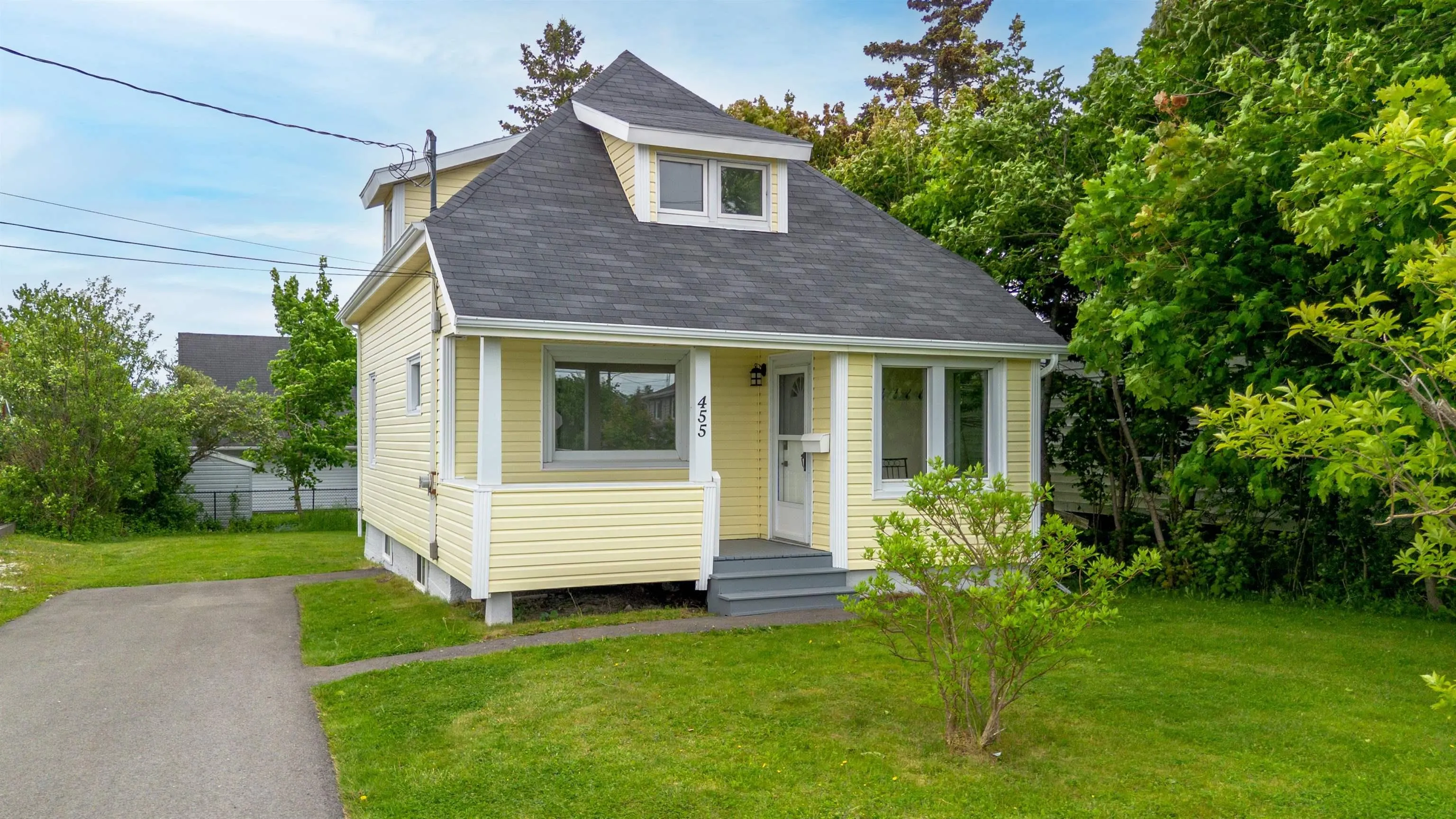455 York Street, Glace Bay, NS B1A 2N4, 3 Bedrooms Bedrooms, ,1 BathroomBathrooms,Residential,For Sale,York,202521442