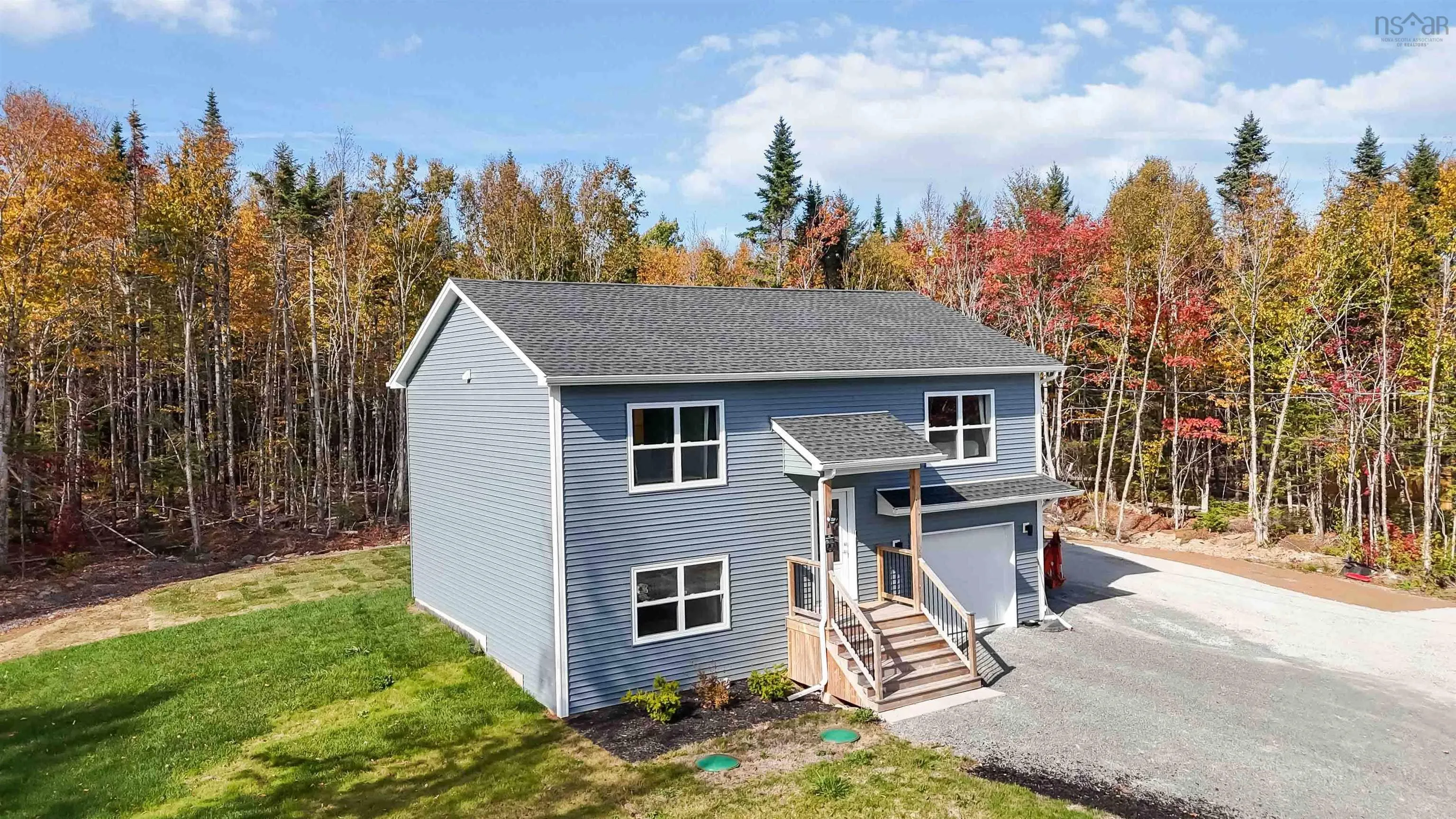 352 East Uniacke Road, East Uniacke, NS B0N 1Z0, 3 Bedrooms Bedrooms, ,3 BathroomsBathrooms,Residential,For Sale,East Uniacke,202525504