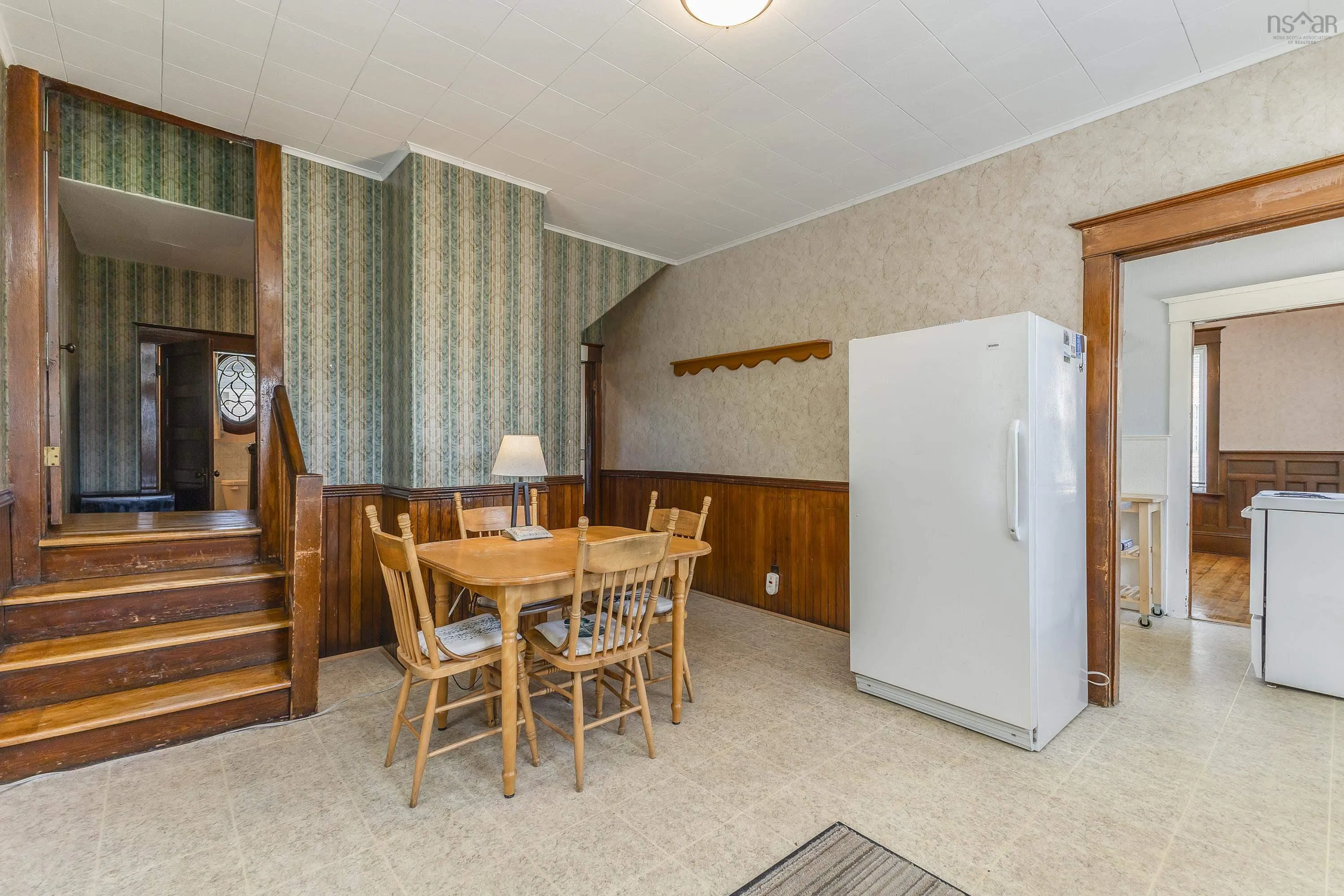 548 Nelson Street, New Glasgow, NS B2H 3C7, 4 Bedrooms Bedrooms, ,2 BathroomsBathrooms,Residential,For Sale,Nelson,202516158