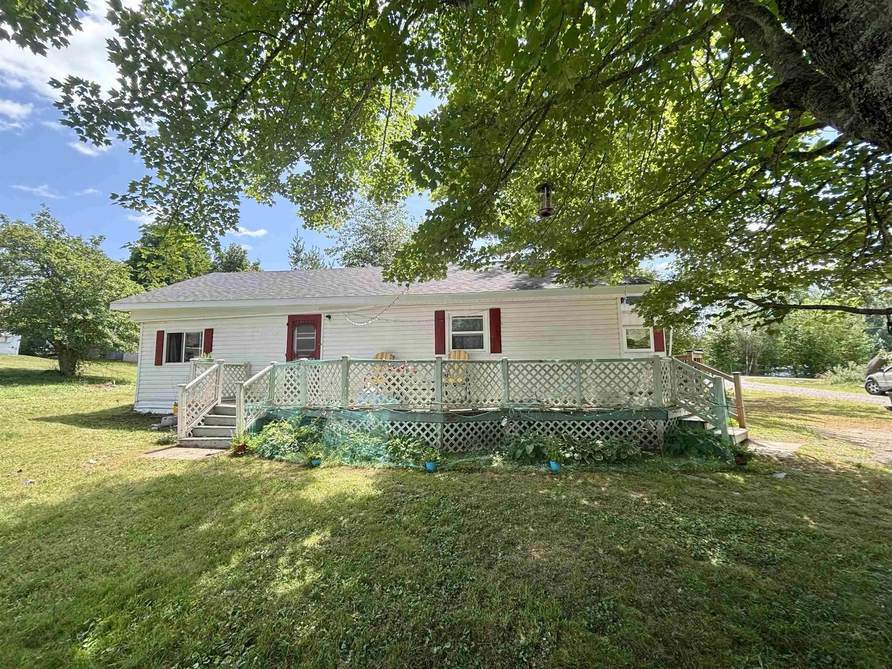 8 Paddock Lane, Falmouth, NS B0P 1L0, 3 Bedrooms Bedrooms, ,1 BathroomBathrooms,Residential,For Sale,Paddock,202519580