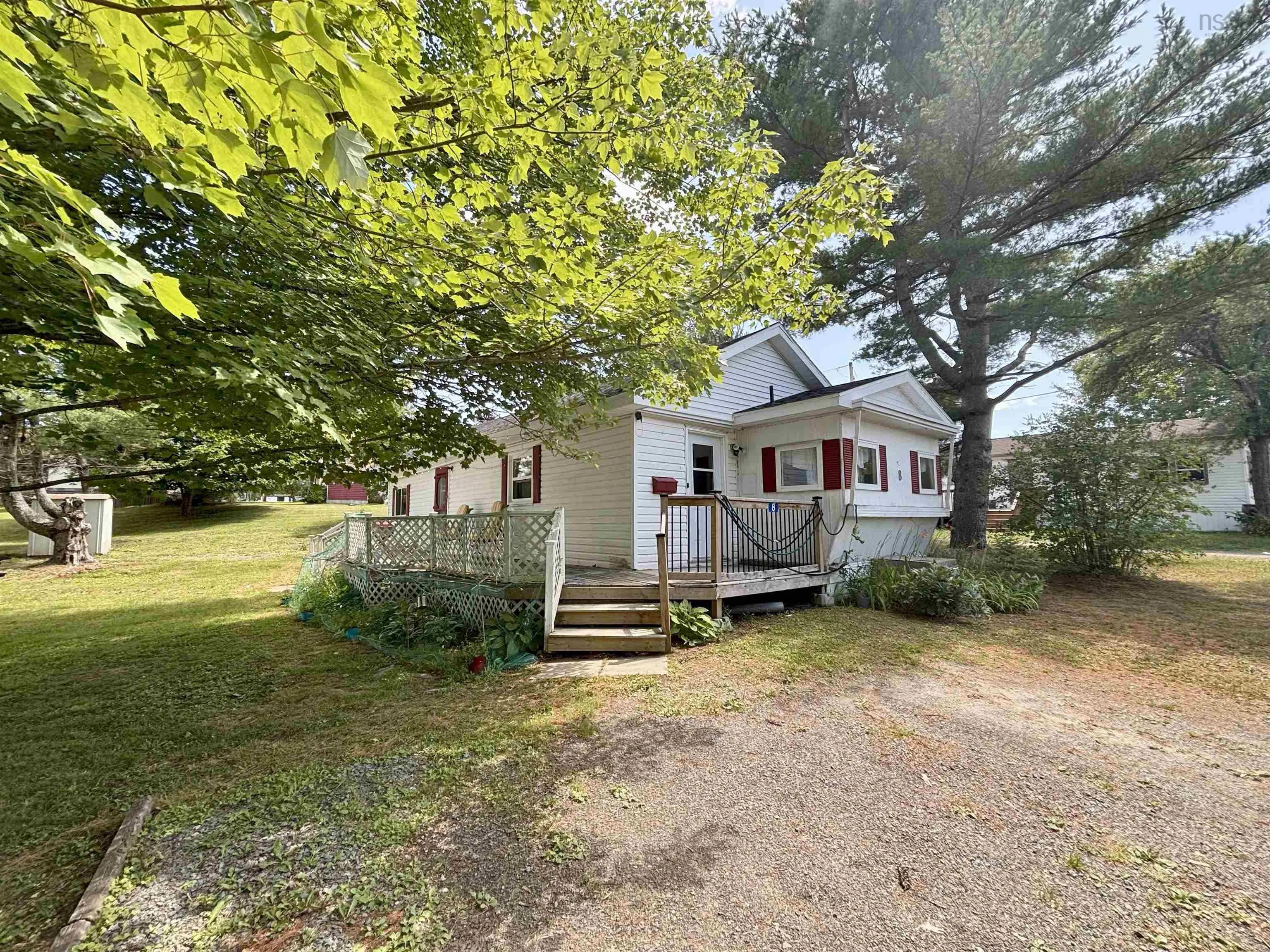 8 Paddock Lane, Falmouth, NS B0P 1L0, 3 Bedrooms Bedrooms, ,1 BathroomBathrooms,Residential,For Sale,Paddock,202519580