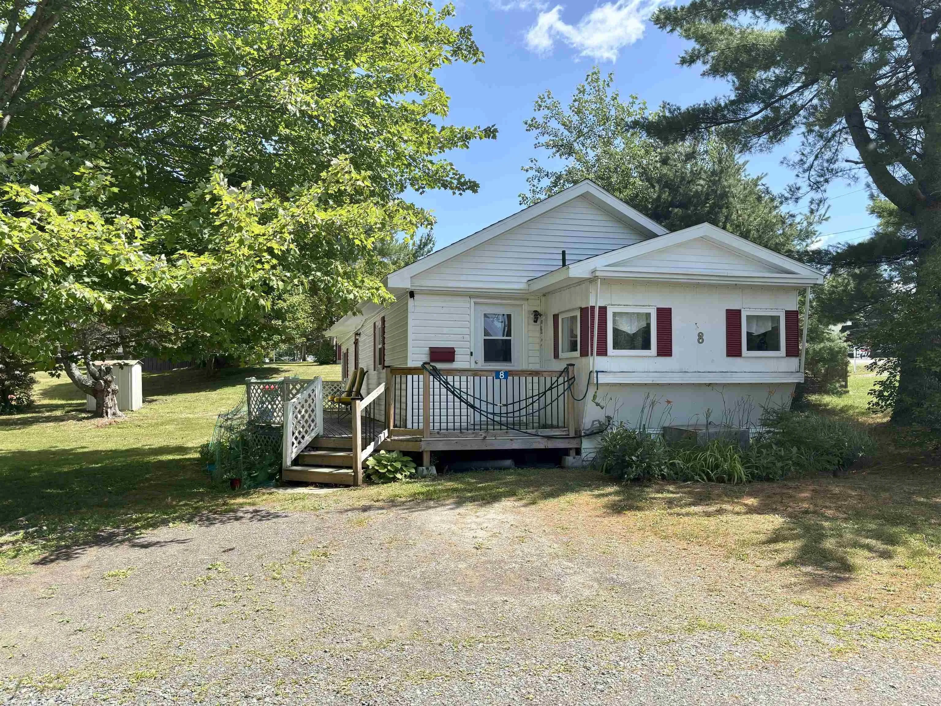 8 Paddock Lane, Falmouth, NS B0P 1L0, 3 Bedrooms Bedrooms, ,1 BathroomBathrooms,Residential,For Sale,Paddock,202519580