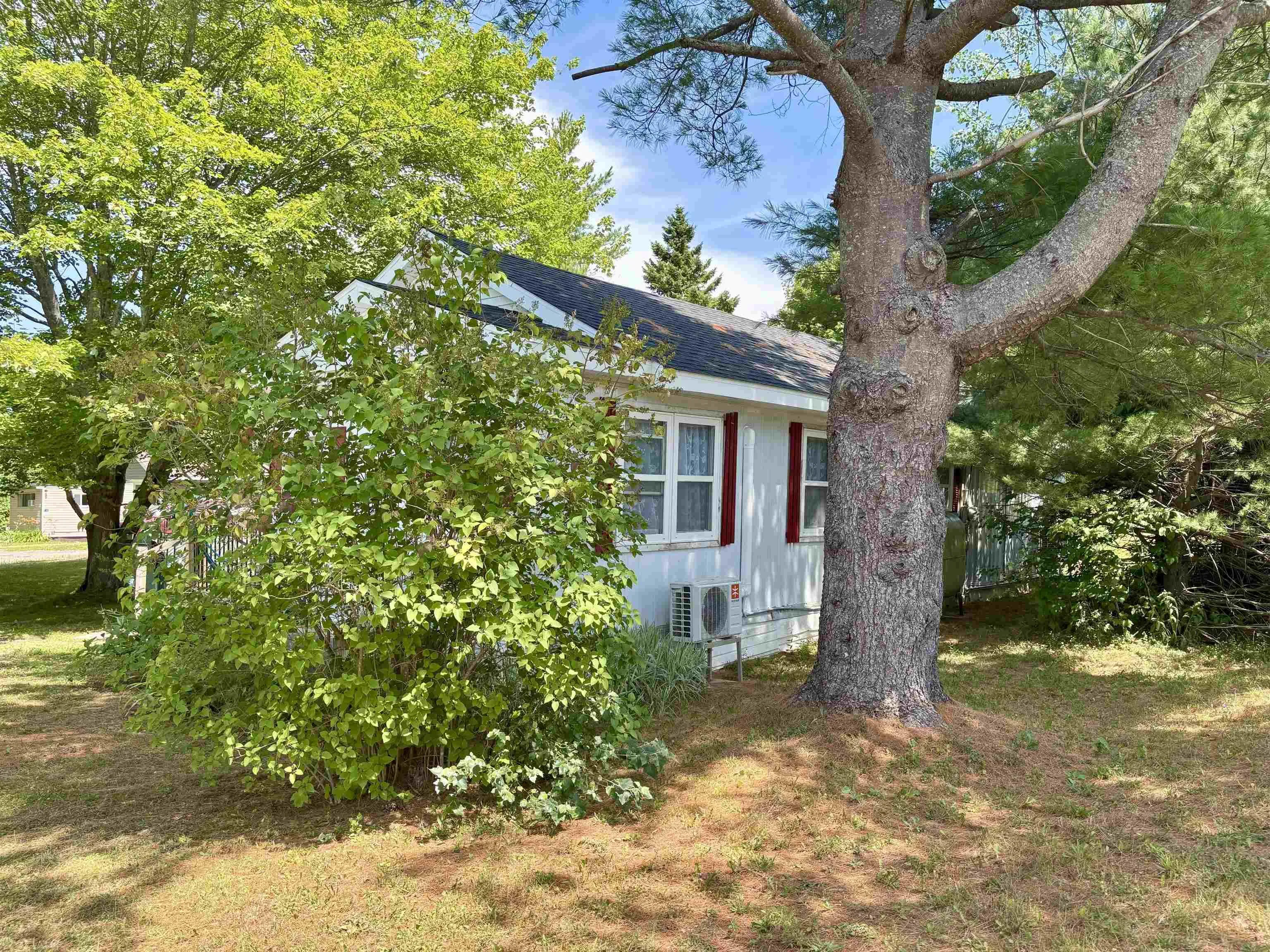 8 Paddock Lane, Falmouth, NS B0P 1L0, 3 Bedrooms Bedrooms, ,1 BathroomBathrooms,Residential,For Sale,Paddock,202519580