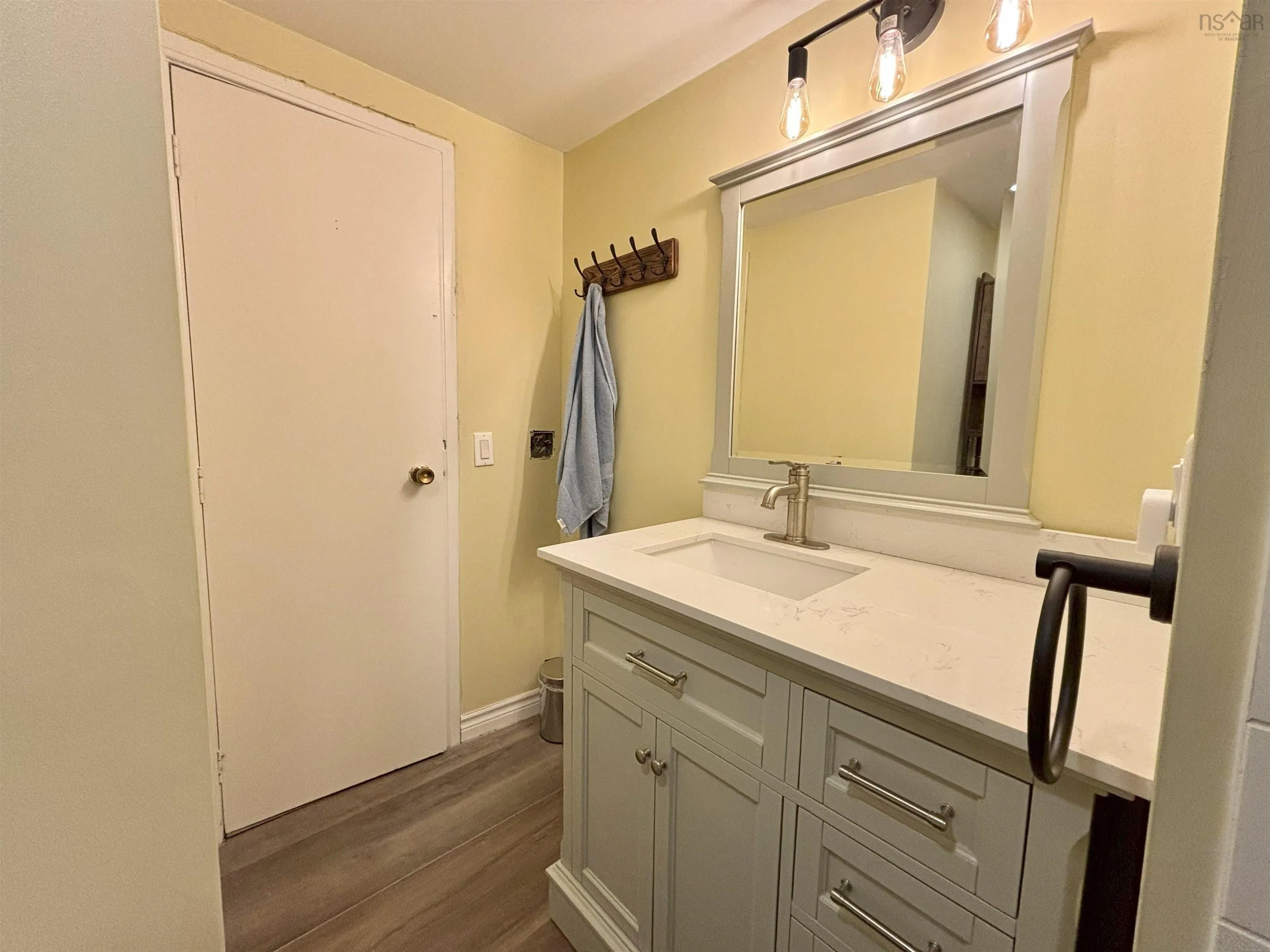 8 Paddock Lane, Falmouth, NS B0P 1L0, 3 Bedrooms Bedrooms, ,1 BathroomBathrooms,Residential,For Sale,Paddock,202519580
