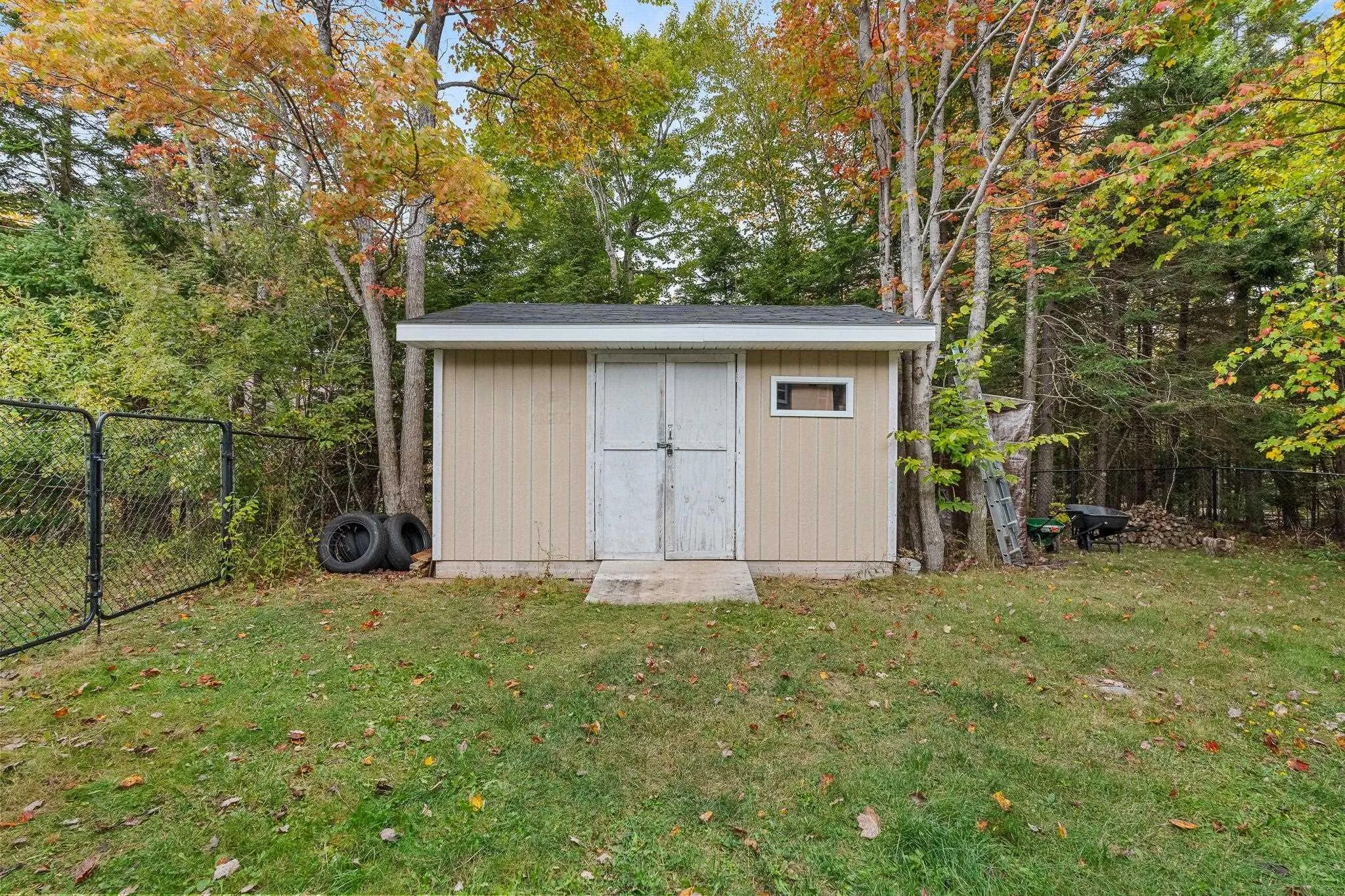 8 Arthur Joseph Drive, Fall River, NS B2T 1E8, 4 Bedrooms Bedrooms, ,3 BathroomsBathrooms,Residential,For Sale,Arthur Joseph,202525593