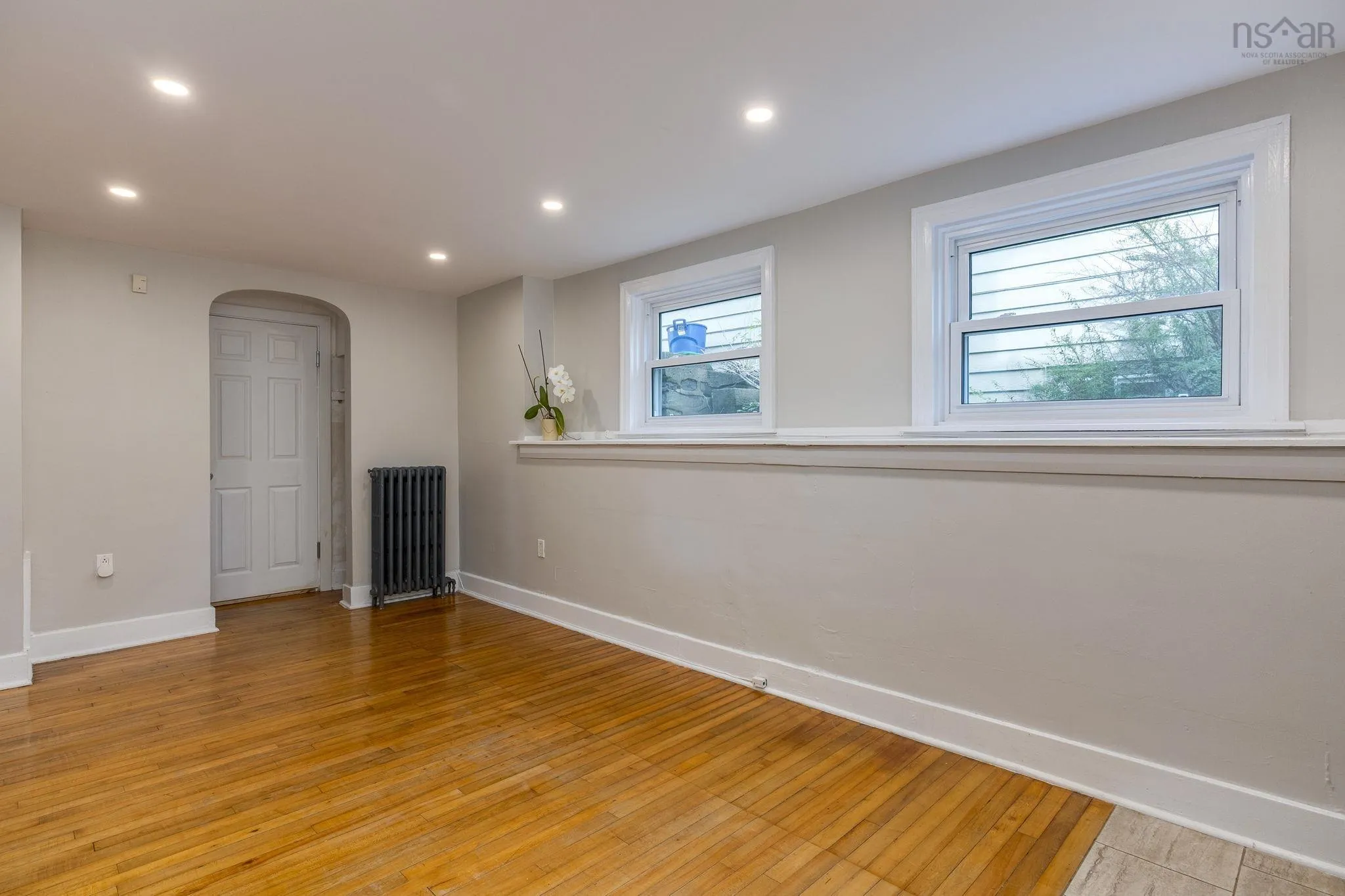 2 Dahlia Street, Dartmouth, NS B3A 2R7, 3 Bedrooms Bedrooms, ,2 BathroomsBathrooms,Residential,For Sale,Dahlia,202524751